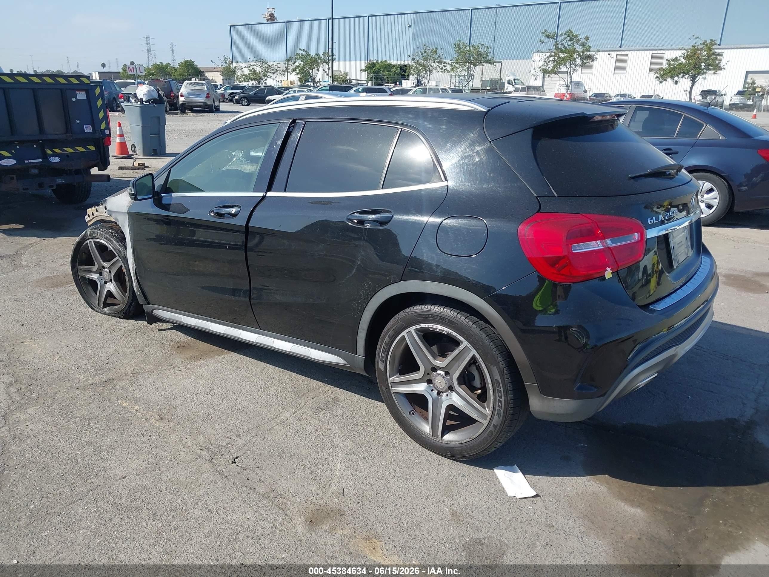 2015 Mercedes-benz Gla 250 Black vin: WDCTG4EB3FJ155472
