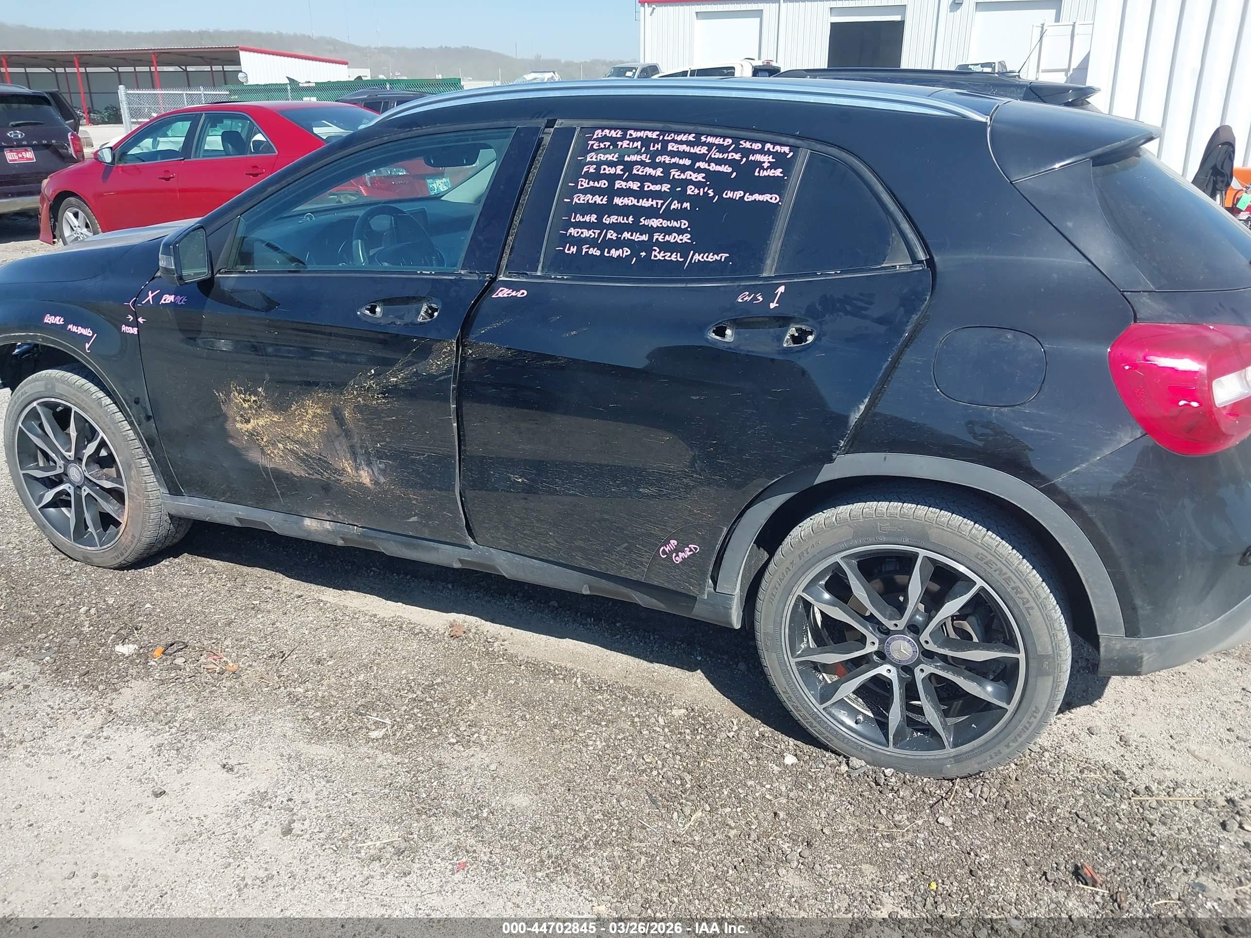 2015 Mercedes-benz Gla 250   Black vin: WDCTG4EB3FJ172238