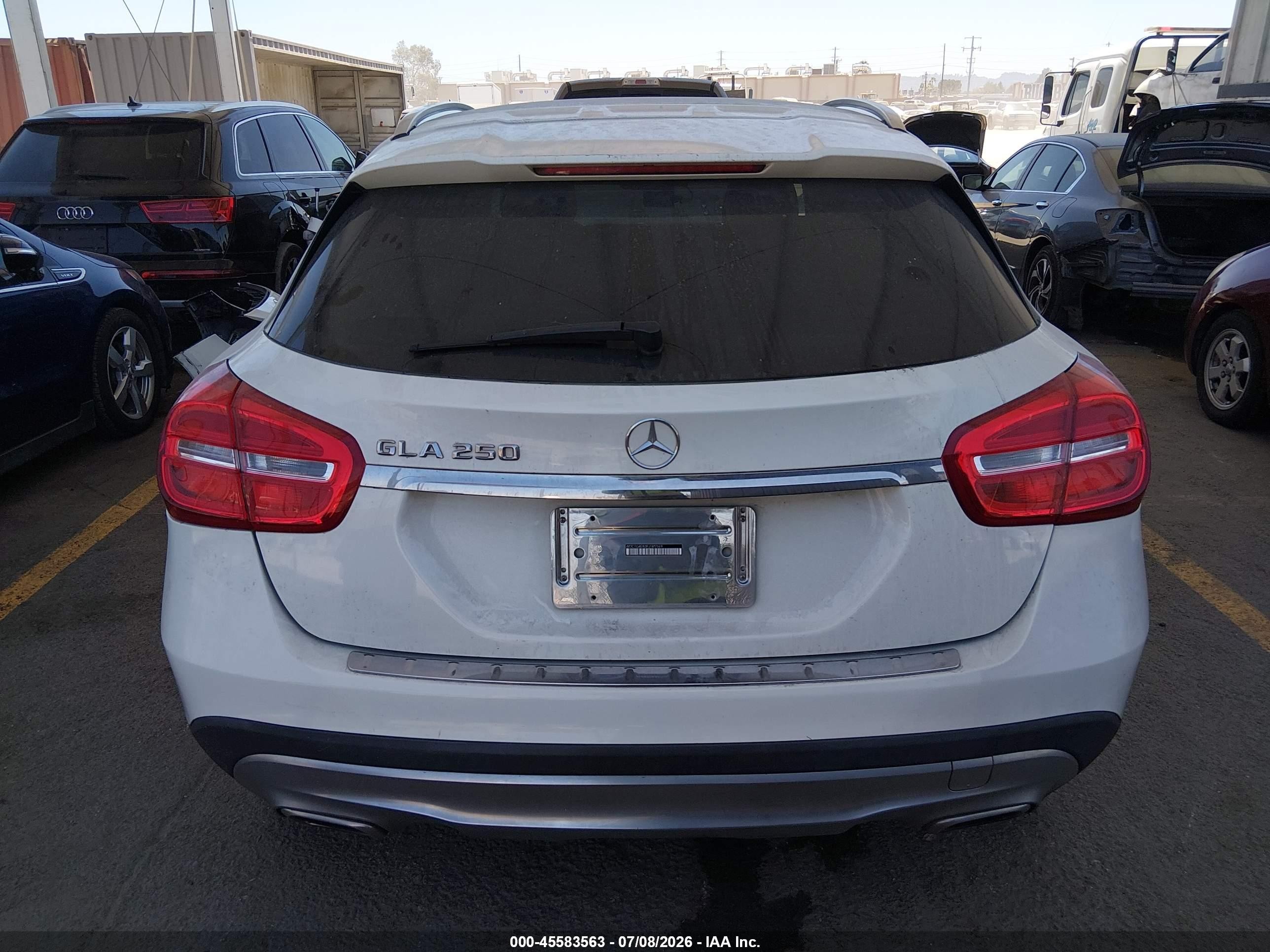 2015 Mercedes-benz Gla 250   White vin: WDCTG4EB3FJ185569