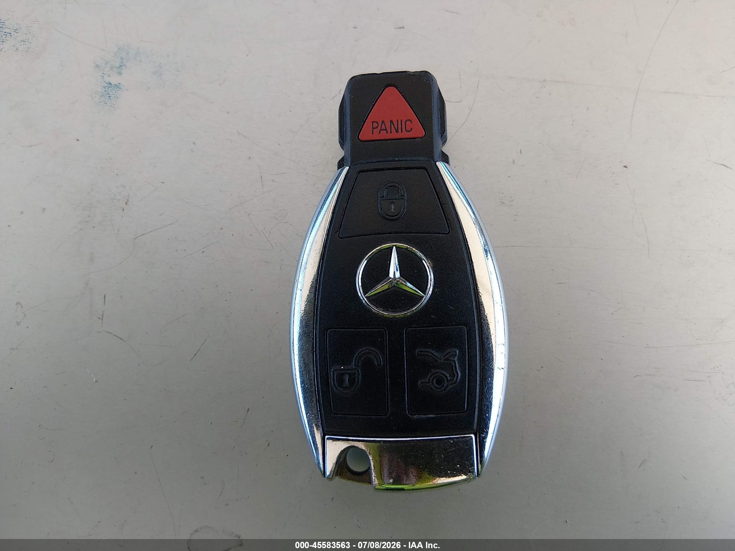 2015 Mercedes-benz Gla 250   White vin: WDCTG4EB3FJ185569