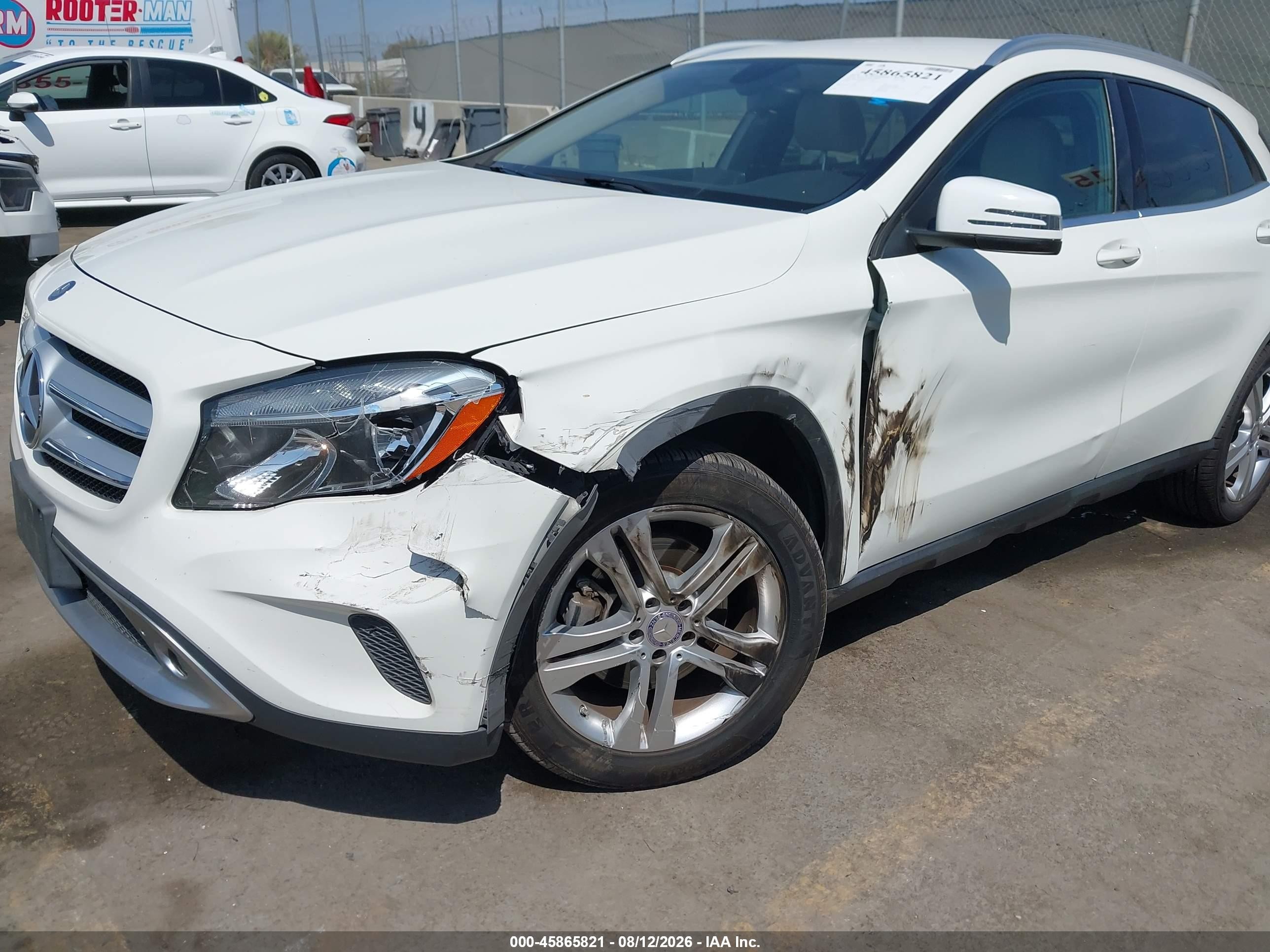 2015 Mercedes-benz Gla 250   White vin: WDCTG4EB4FJ123730