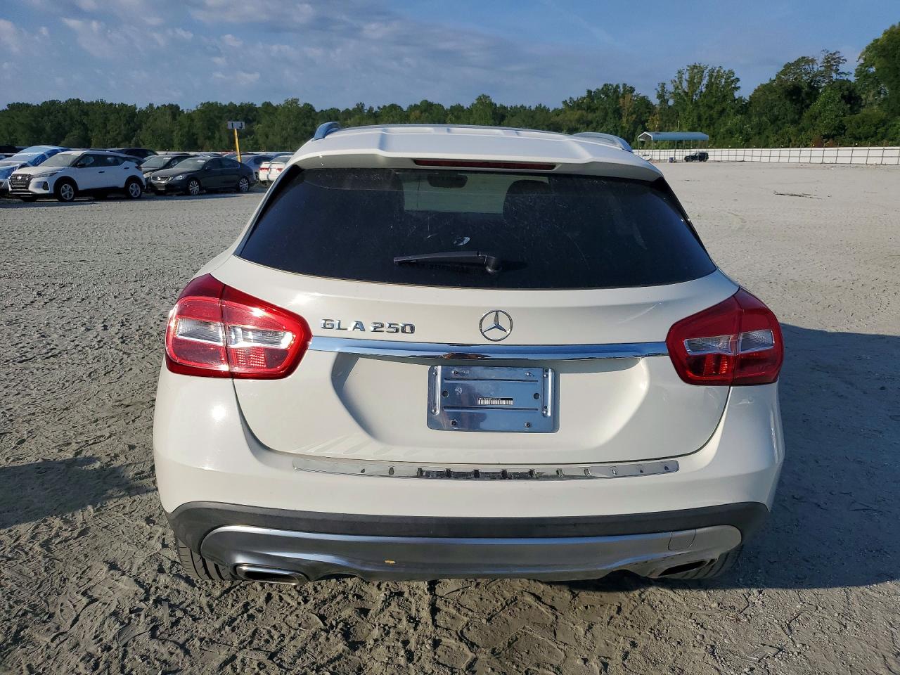 2015 Mercedes-benz Gla 250 Белый vin: WDCTG4EB4FJ124182
