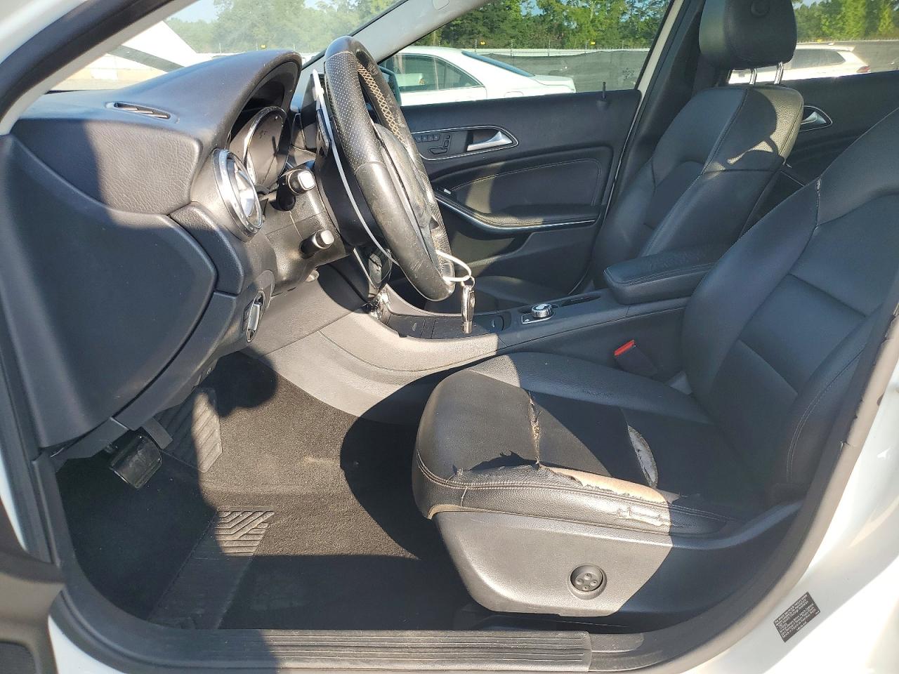 2015 Mercedes-benz Gla 250 Белый vin: WDCTG4EB4FJ124182