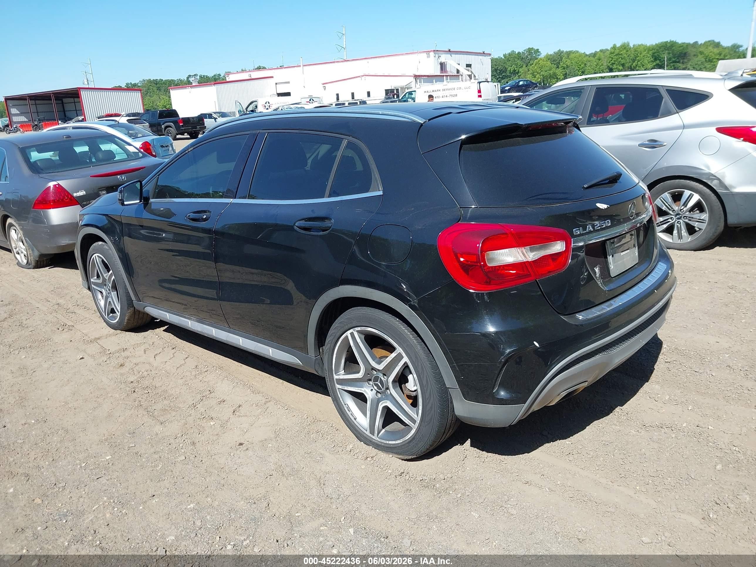 2015 Mercedes-benz Gla 250   Black vin: WDCTG4EB4FJ178453