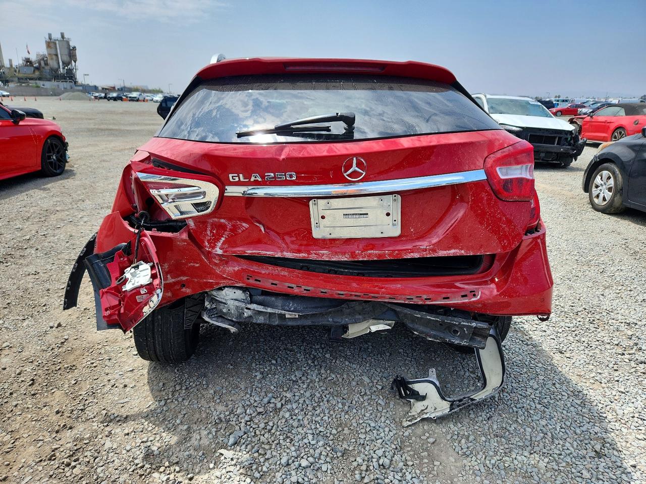 2017 Mercedes-benz Gla 250 Red vin: WDCTG4EB4HJ326460