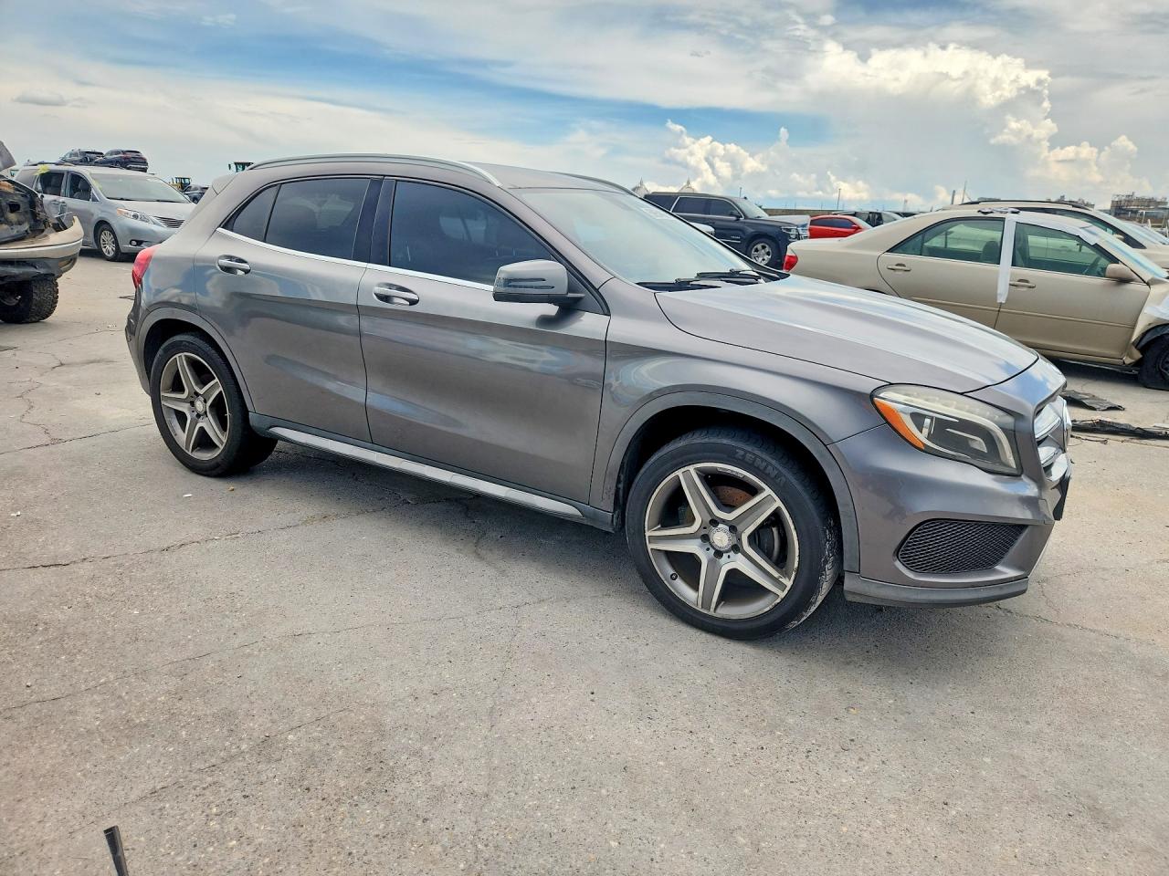 2015 Mercedes-benz Gla 45 Amg Серый vin: WDCTG4EB5FJ127642