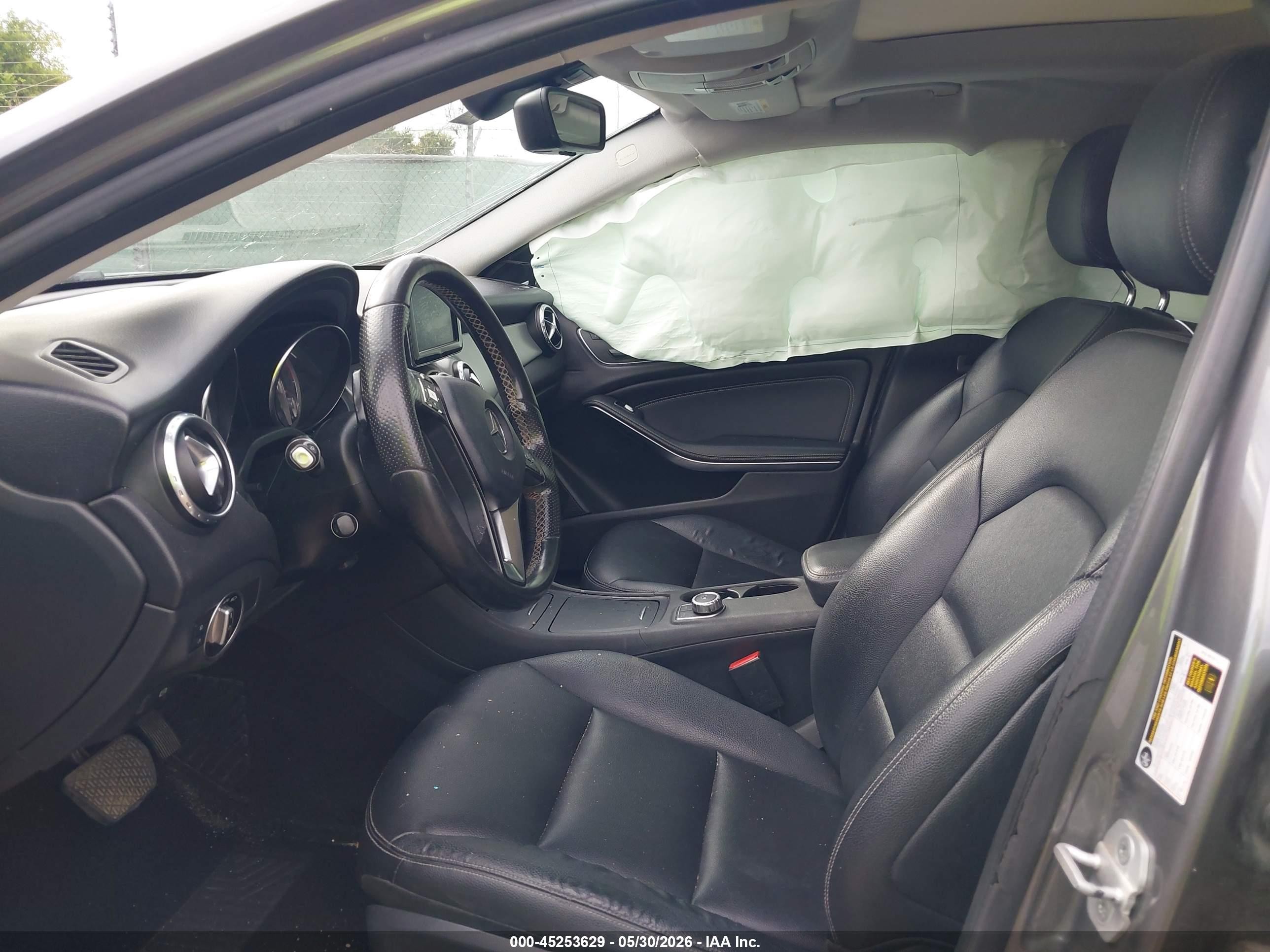 2015 Mercedes-benz Gla 250   Gray vin: WDCTG4EB5FJ139743