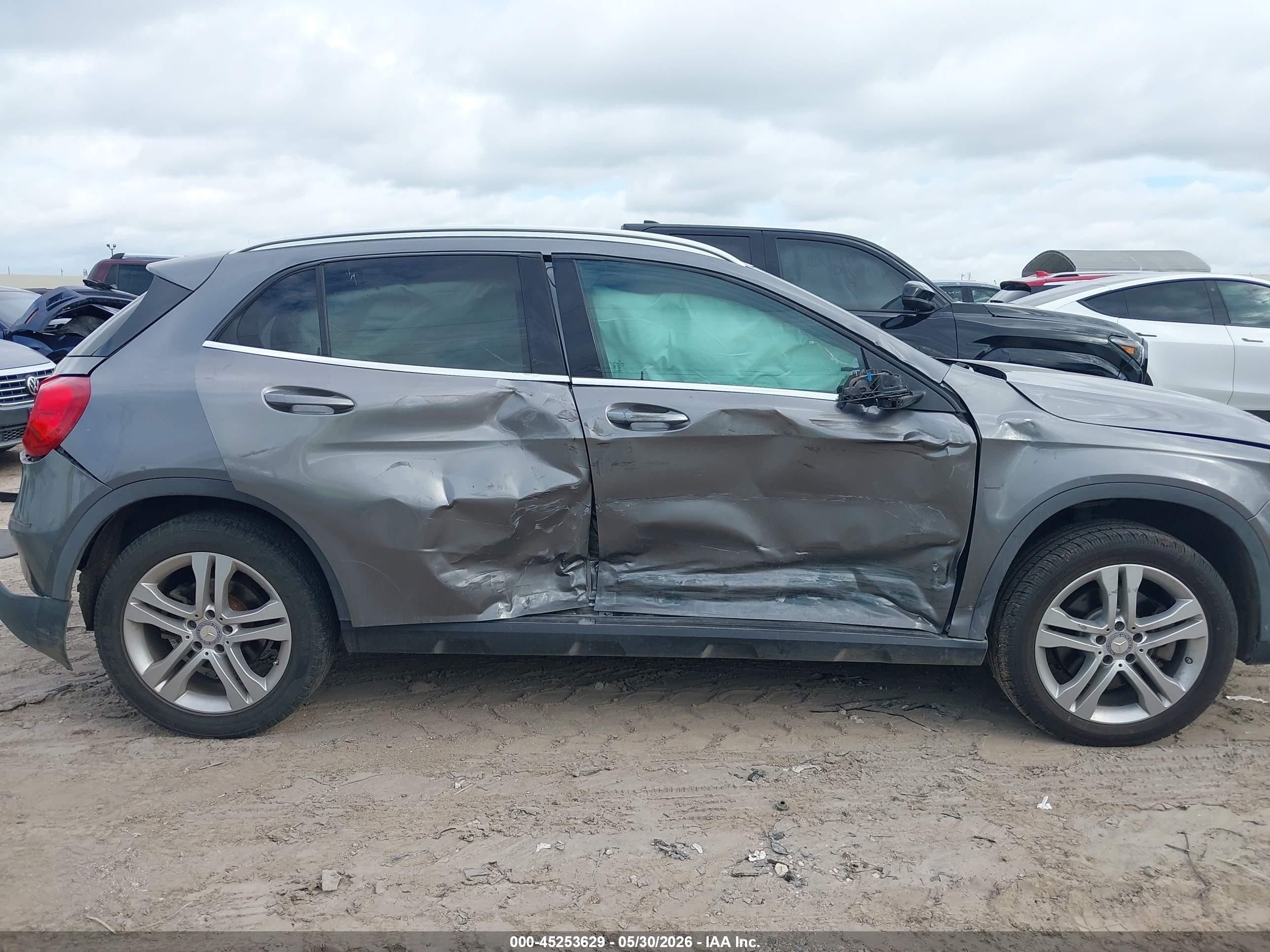 2015 Mercedes-benz Gla 250   Gray vin: WDCTG4EB5FJ139743