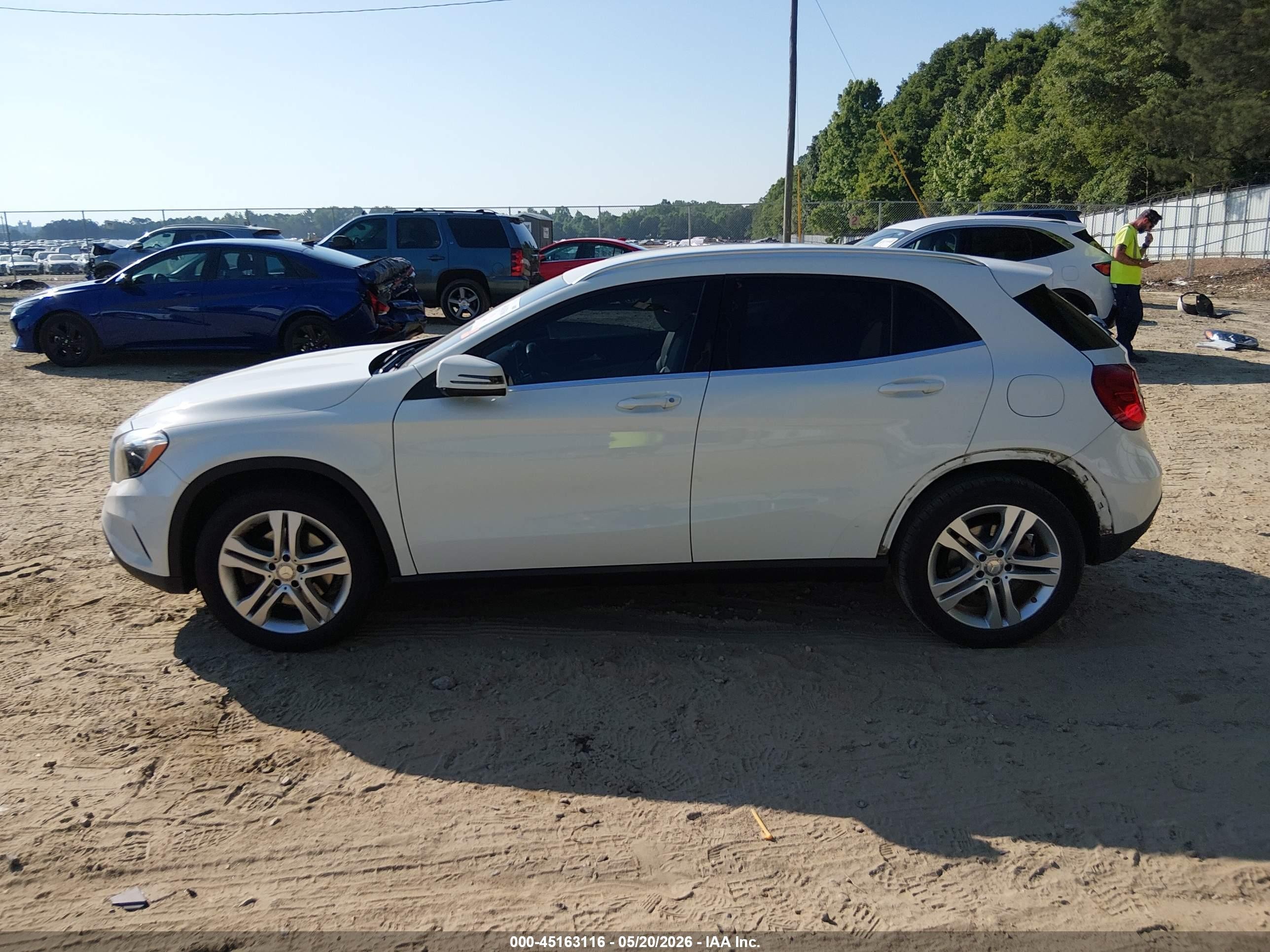 2015 Mercedes-benz Gla 250 White vin: WDCTG4EB5FJ162942