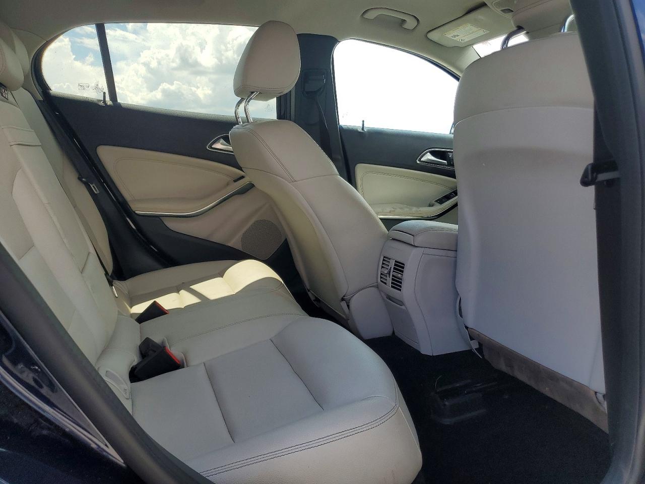 2018 Mercedes-benz Gla 250 Blue vin: WDCTG4EB6JJ369591