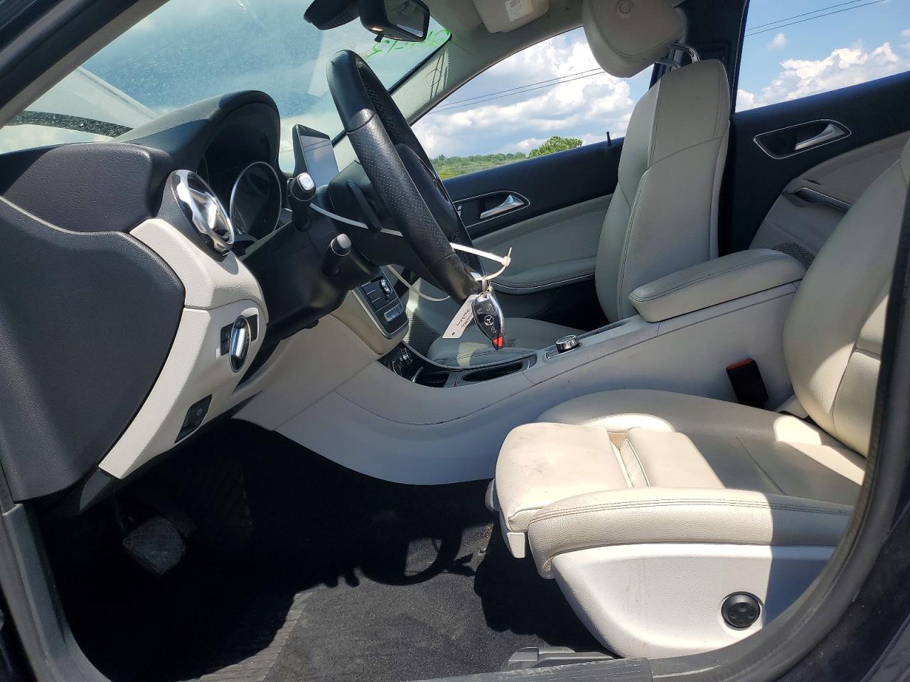 2018 Mercedes-benz Gla 250 Blue vin: WDCTG4EB6JJ369591