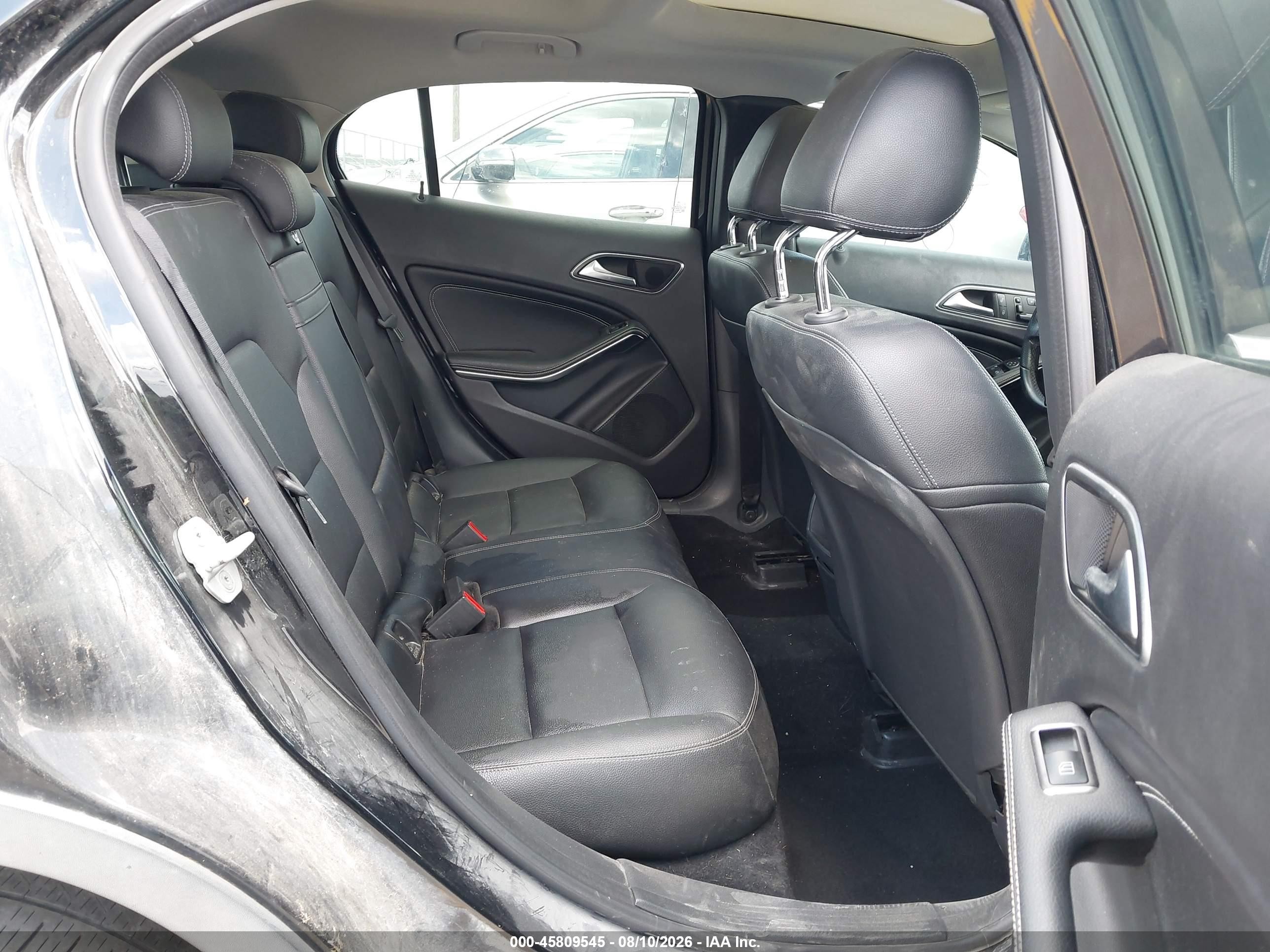 2015 Mercedes-benz Gla 250   Black vin: WDCTG4EB7FJ143843