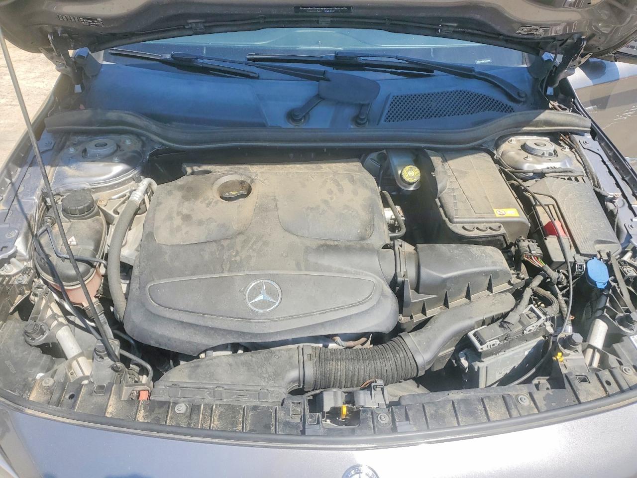 2015 Mercedes-benz Gla 250 Silver vin: WDCTG4EB7FJ162280