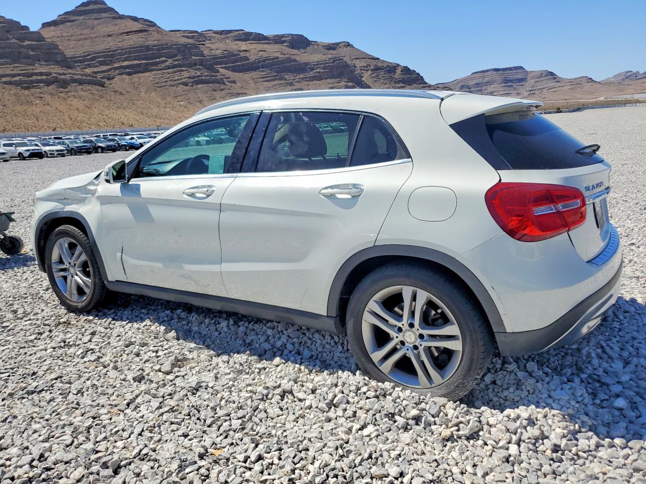 2015 Mercedes-benz Gla 250 White vin: WDCTG4EB7FJ177880
