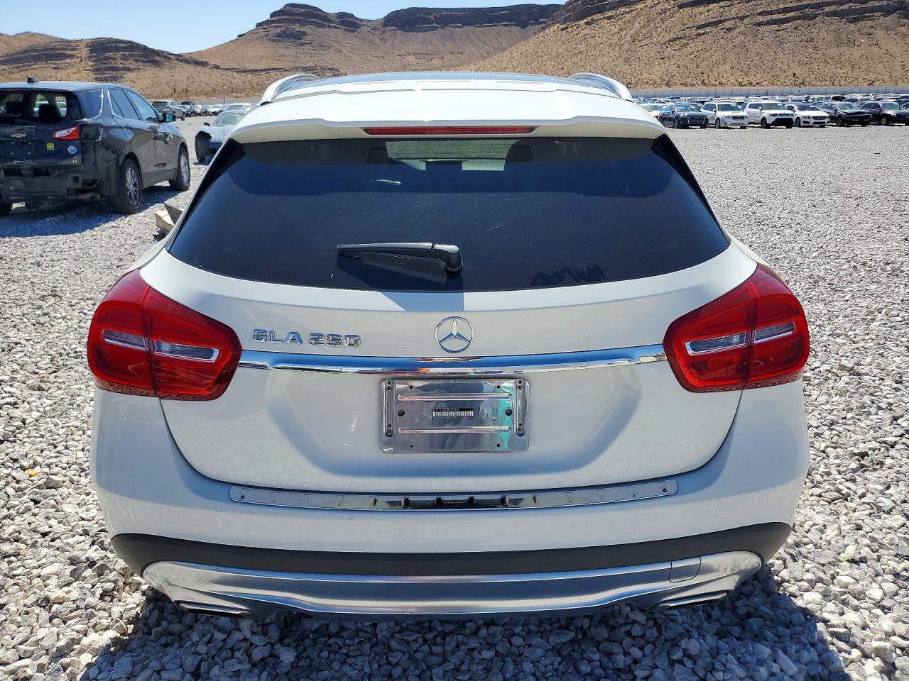 2015 Mercedes-benz Gla 250 White vin: WDCTG4EB7FJ177880