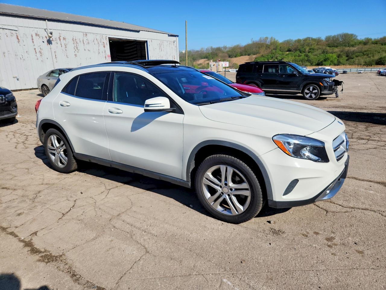 2016 Mercedes-benz Gla 250 White vin: WDCTG4EB7GJ197791