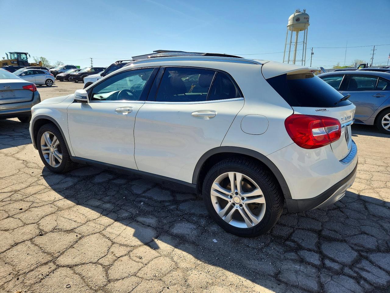 2016 Mercedes-benz Gla 250 White vin: WDCTG4EB7GJ197791