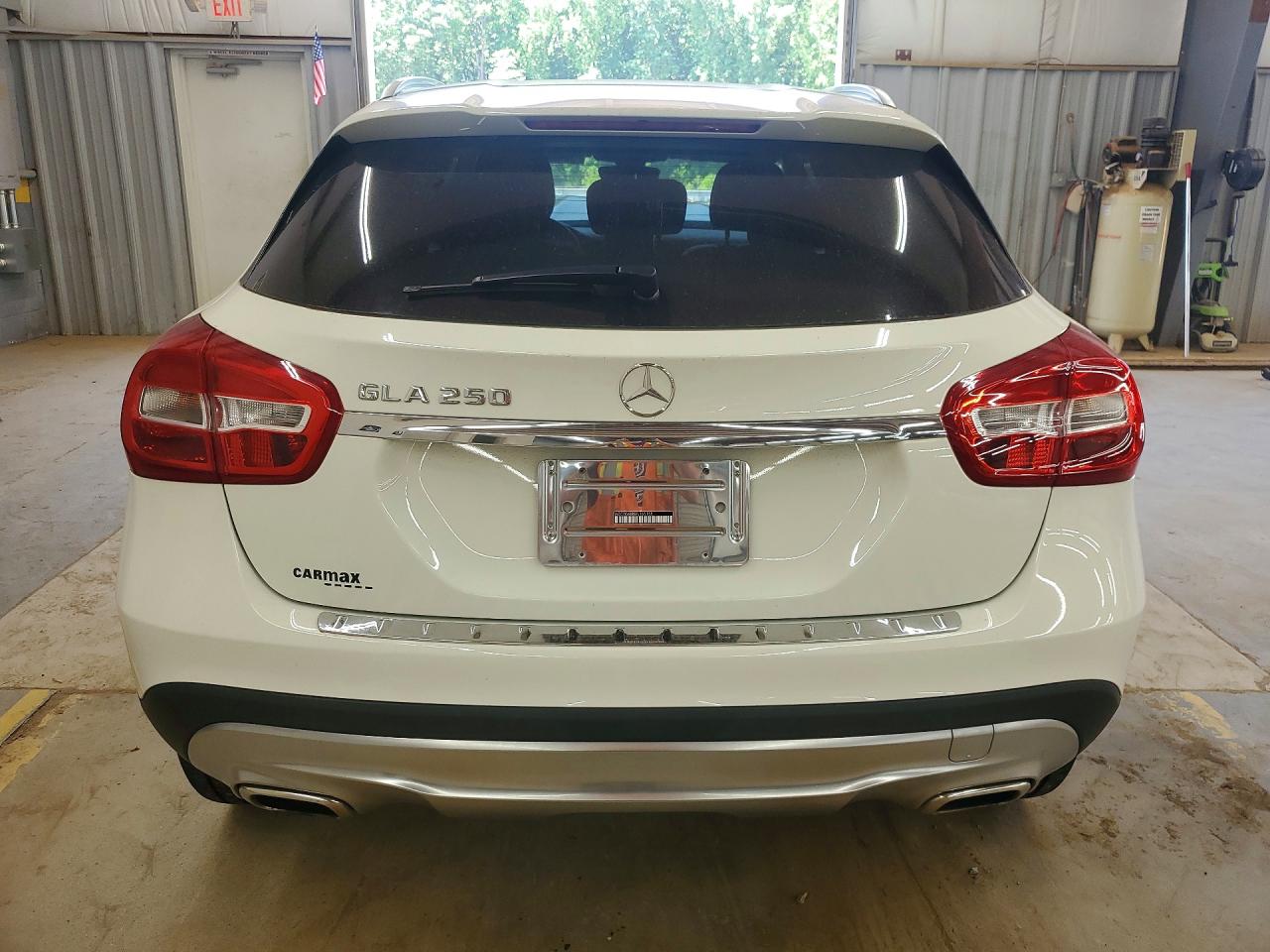 2015 Mercedes-benz Gla 250 White vin: WDCTG4EB8FJ165155