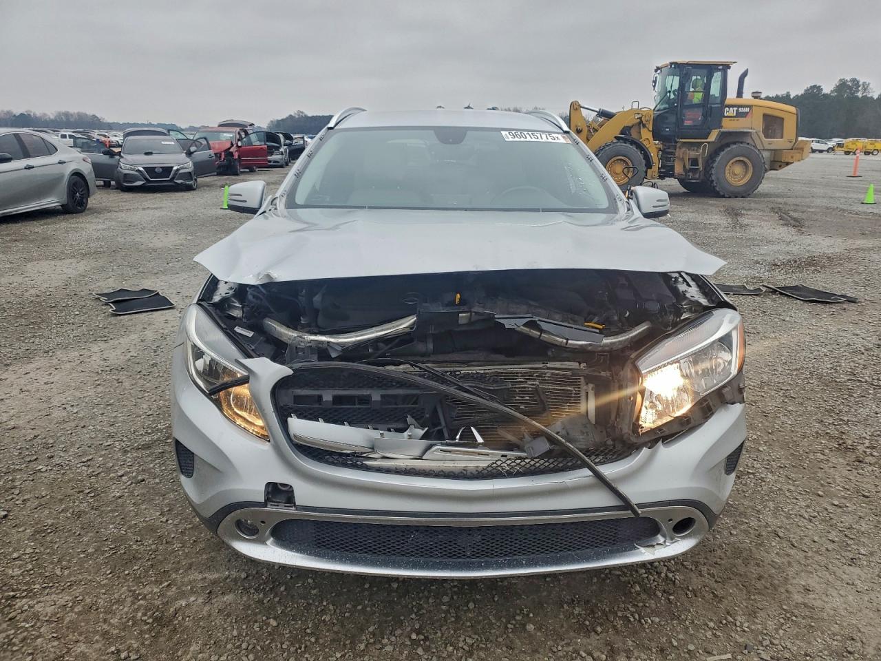 2015 Mercedes-benz Gla 250 Silver vin: WDCTG4EB9FJ112111