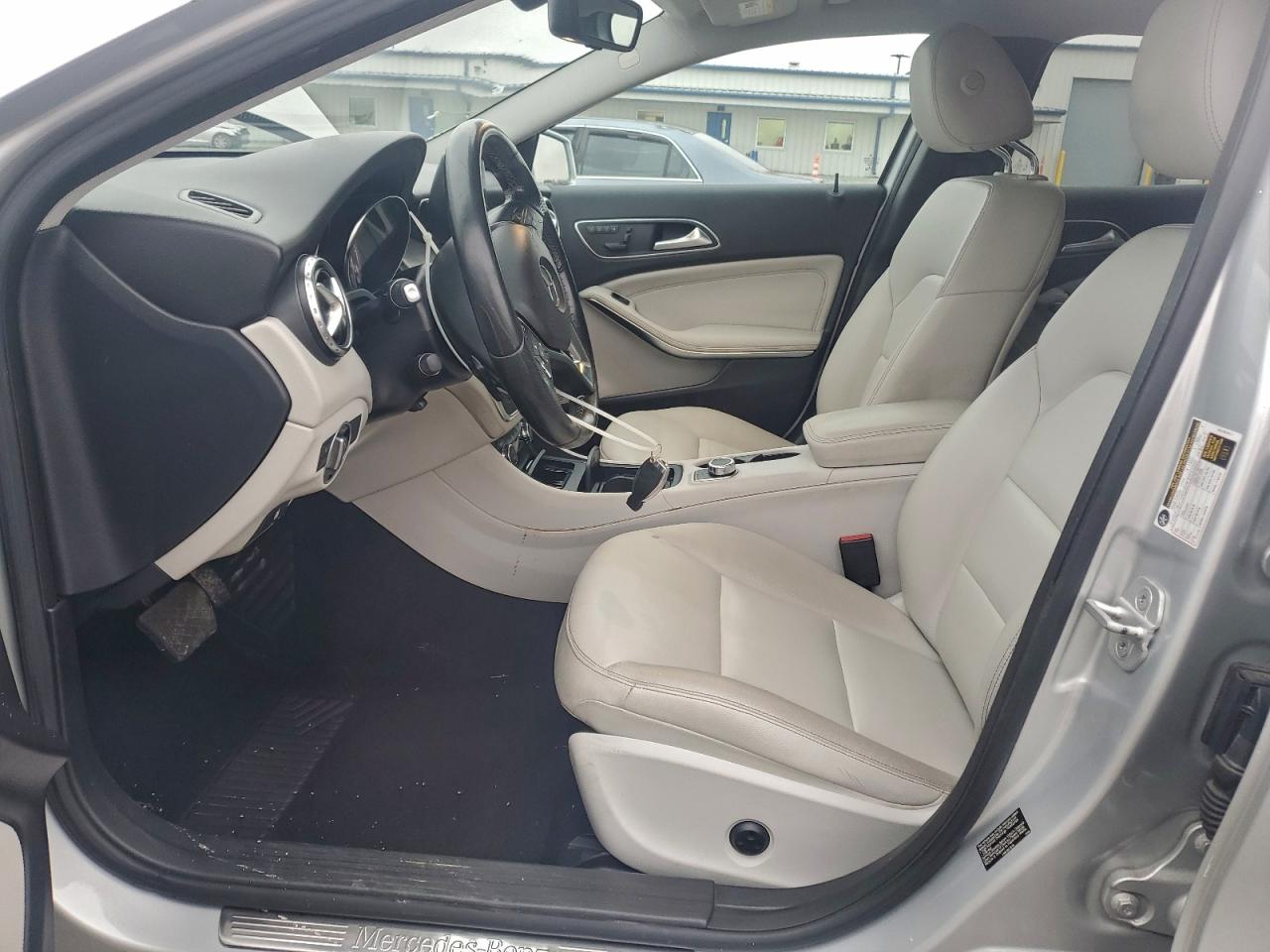2015 Mercedes-benz Gla 250 Silver vin: WDCTG4EB9FJ112111