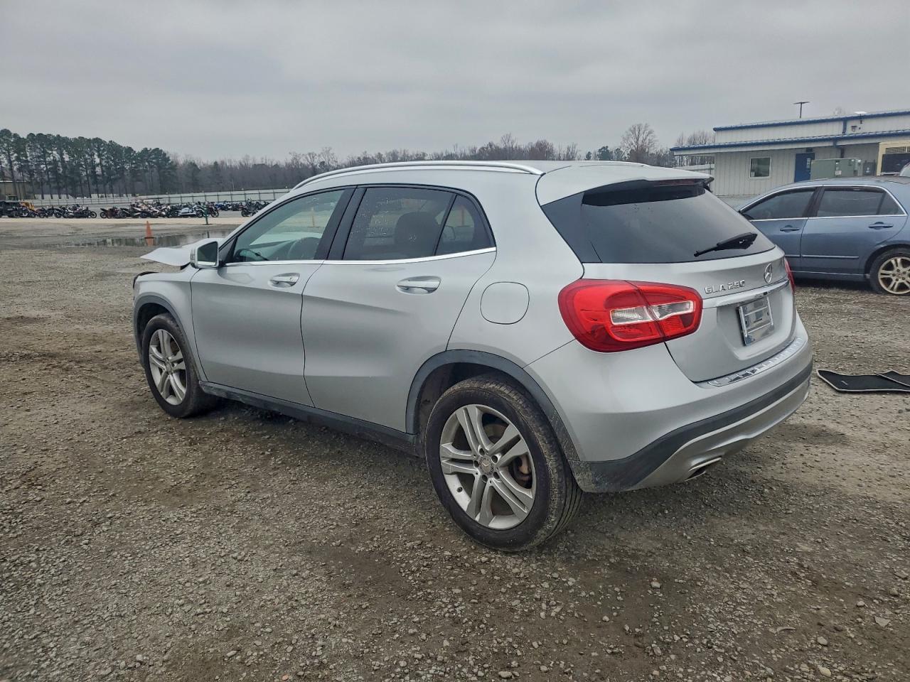 2015 Mercedes-benz Gla 250 Silver vin: WDCTG4EB9FJ112111