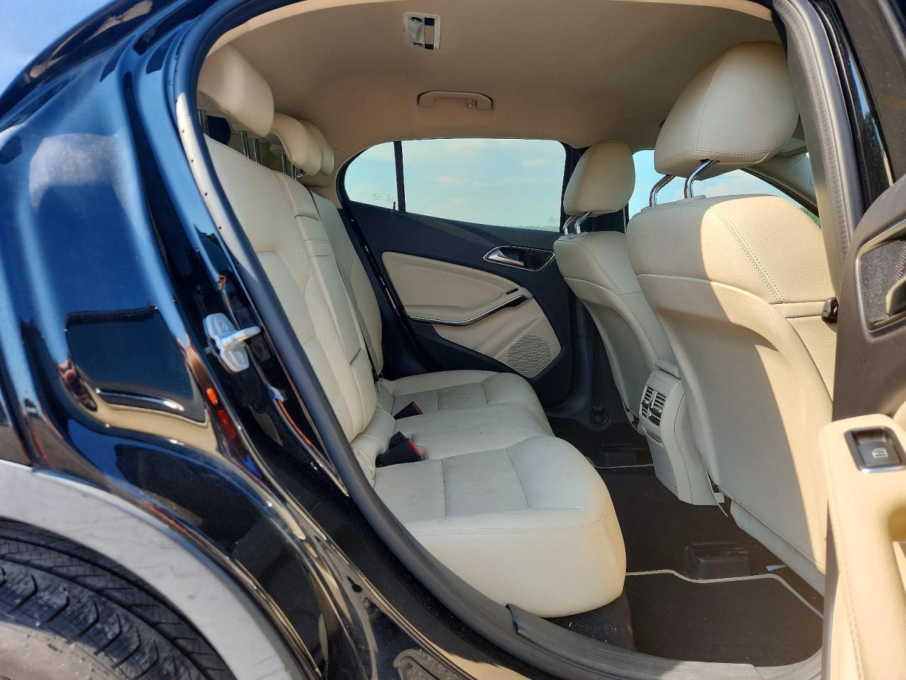 2018 Mercedes-benz Gla 250 Black vin: WDCTG4EB9JJ406293