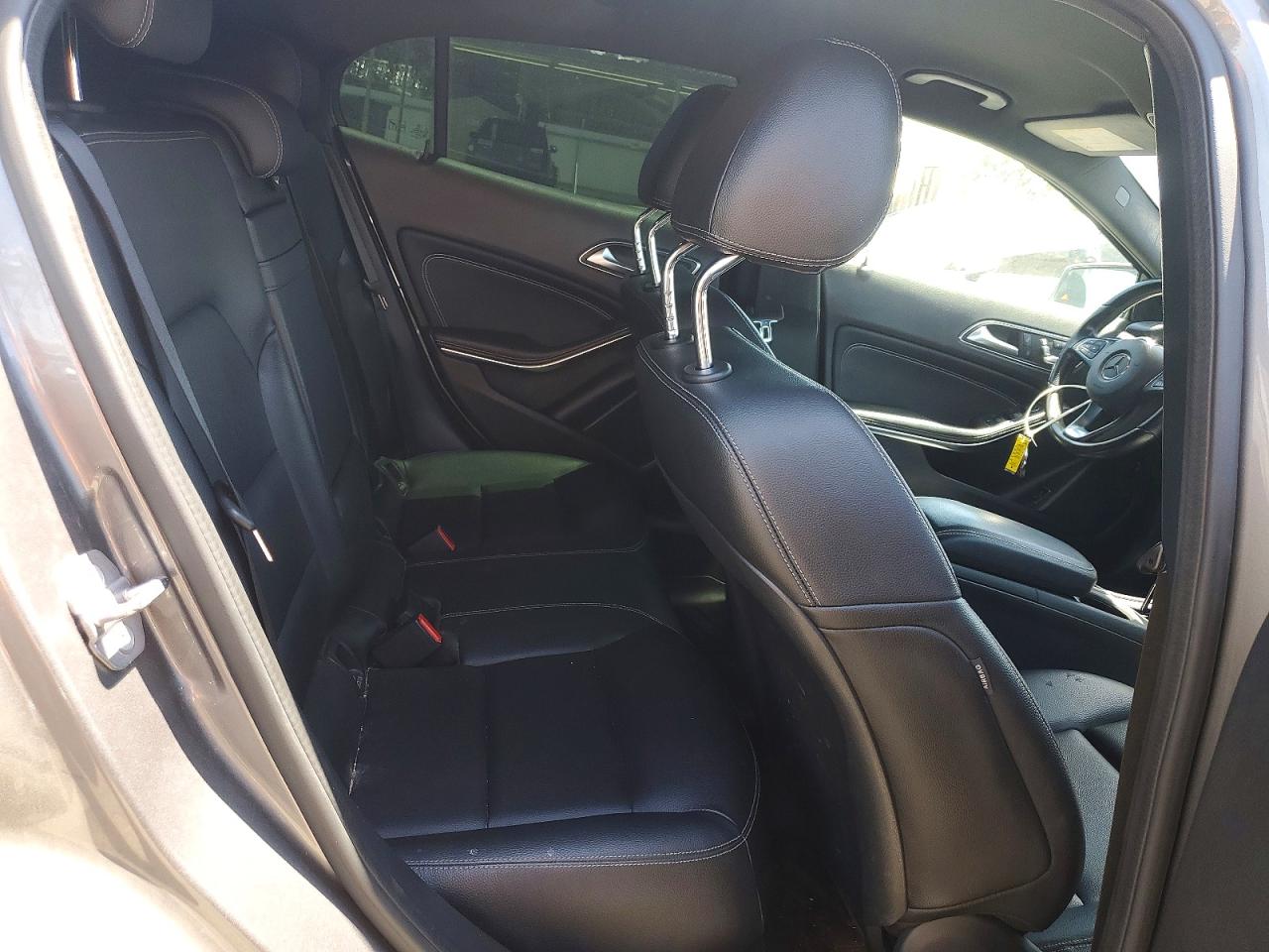 2020 Mercedes-benz Gla 250 Gray vin: WDCTG4EB9LJ665630