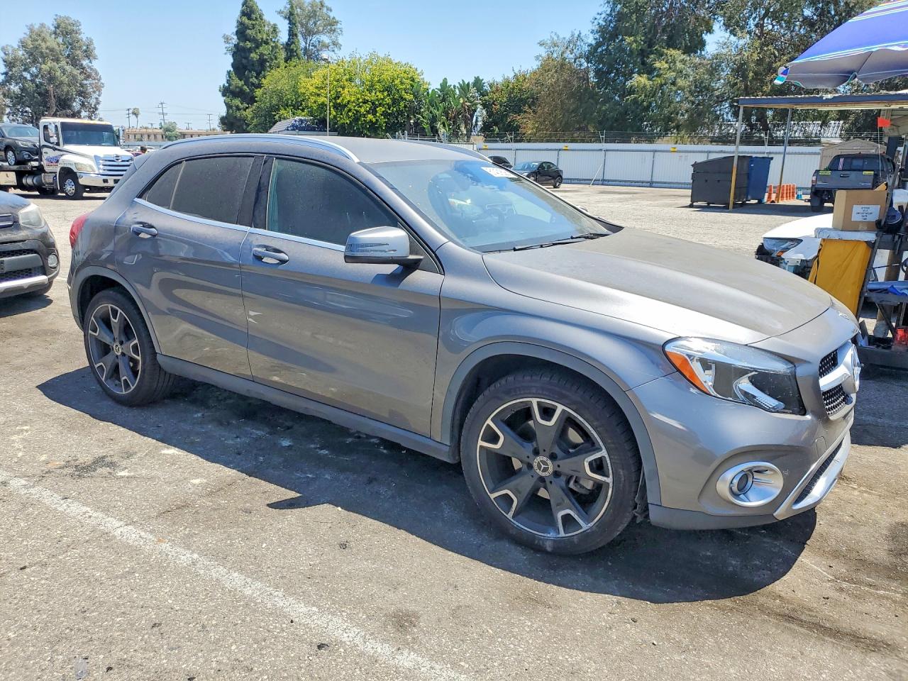 2020 Mercedes-benz Gla 250 Gray vin: WDCTG4EB9LJ665630