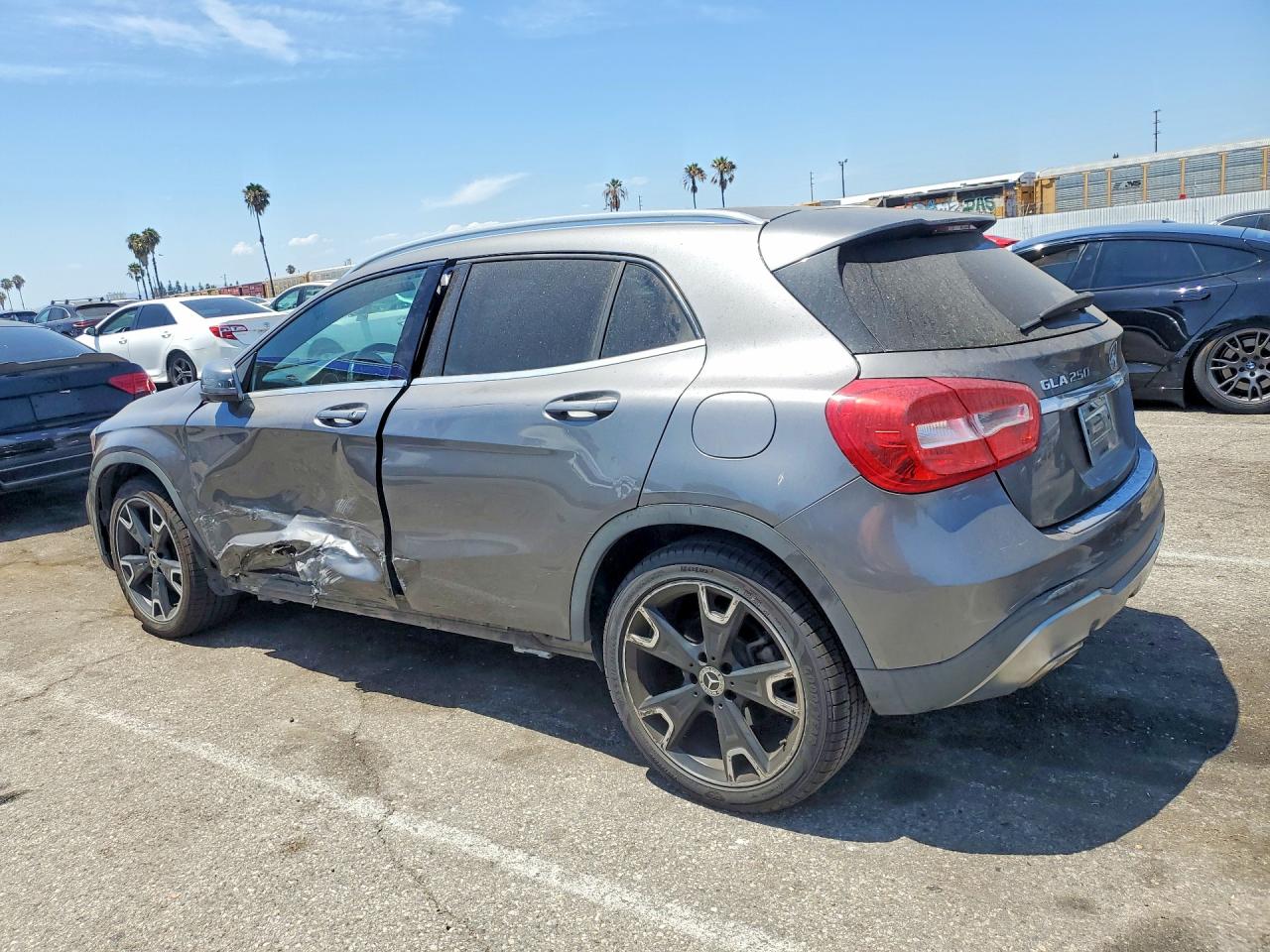 2020 Mercedes-benz Gla 250 Gray vin: WDCTG4EB9LJ665630