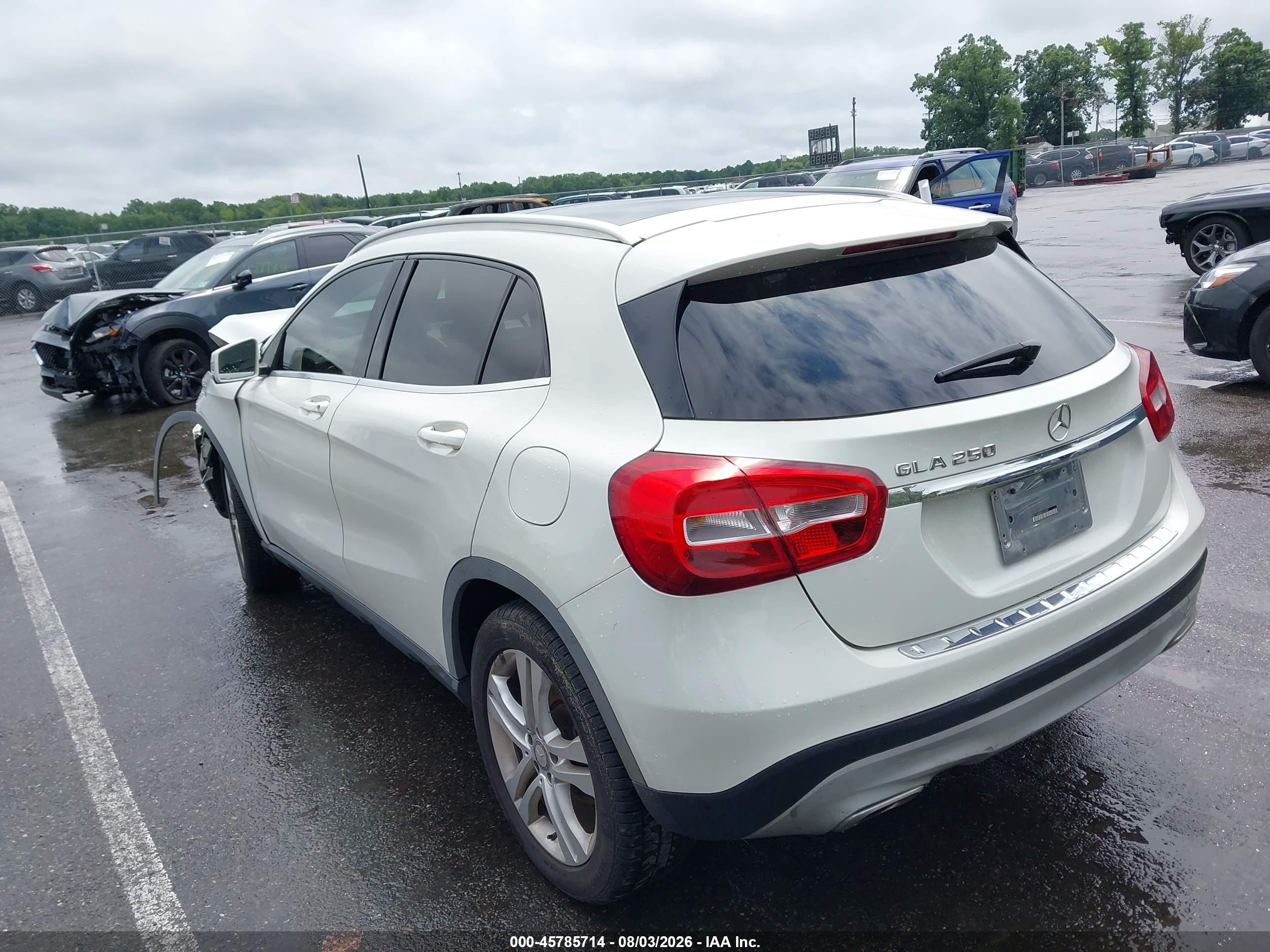 2015 Mercedes-benz Gla 250   Белый vin: WDCTG4EBXFJ167487