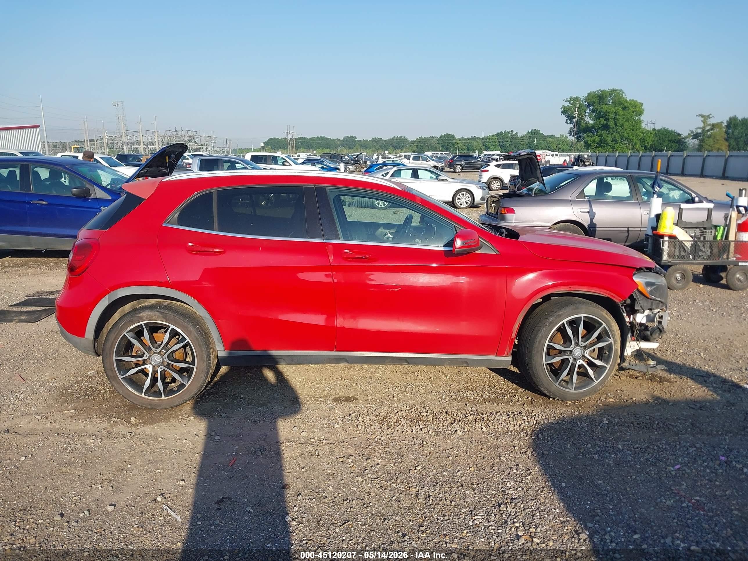 2015 Mercedes-benz Gla 250 4matic Red vin: WDCTG4GB0FJ066147