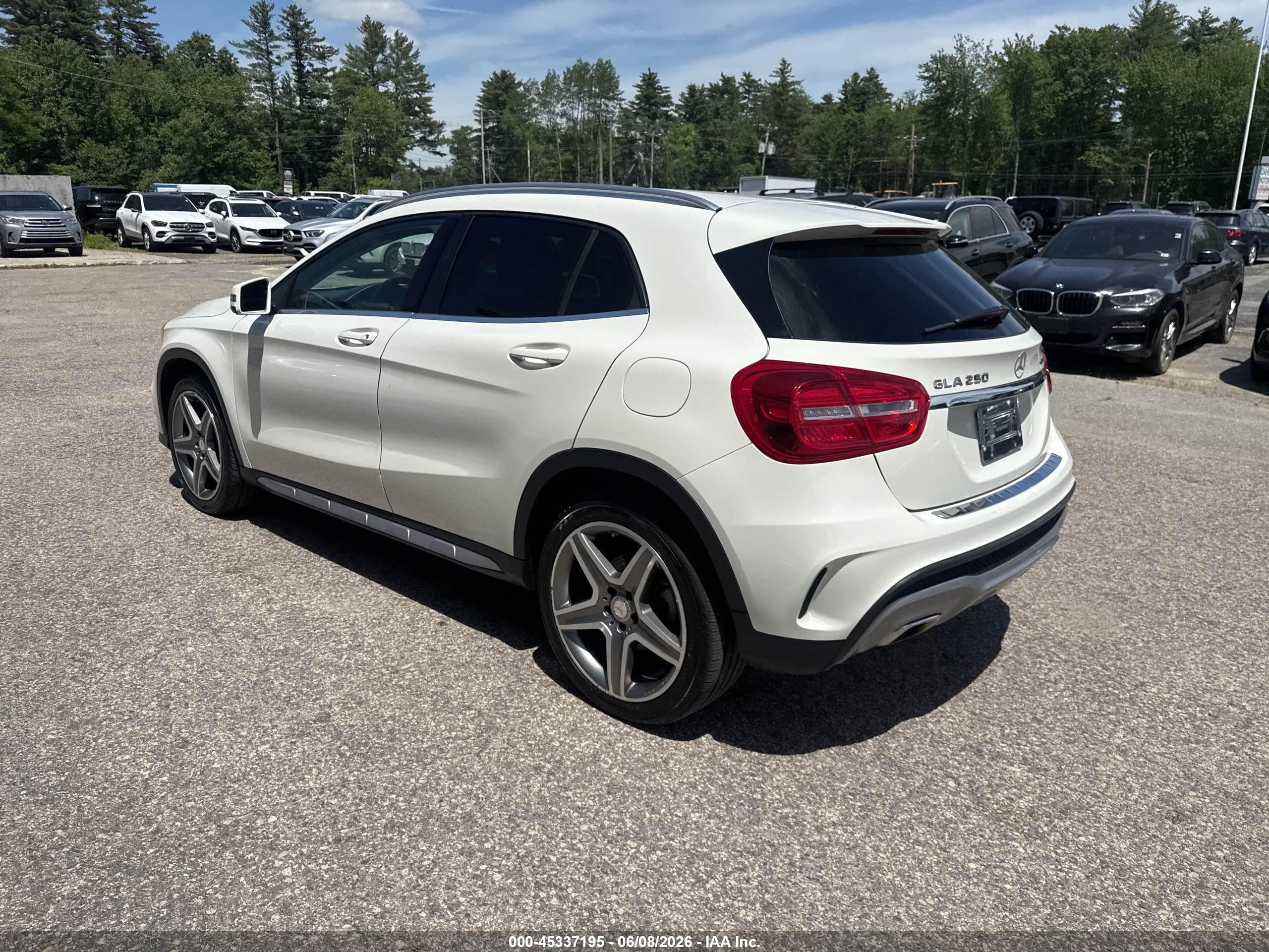 2015 Mercedes-benz Gla 250 4matic White vin: WDCTG4GB0FJ080307