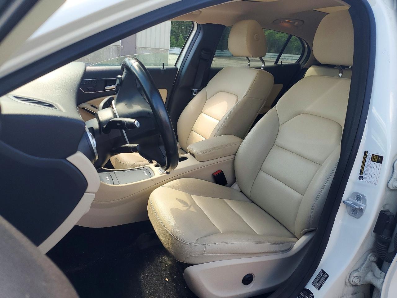 2015 Mercedes-benz Gla 250 4matic White vin: WDCTG4GB0FJ142644