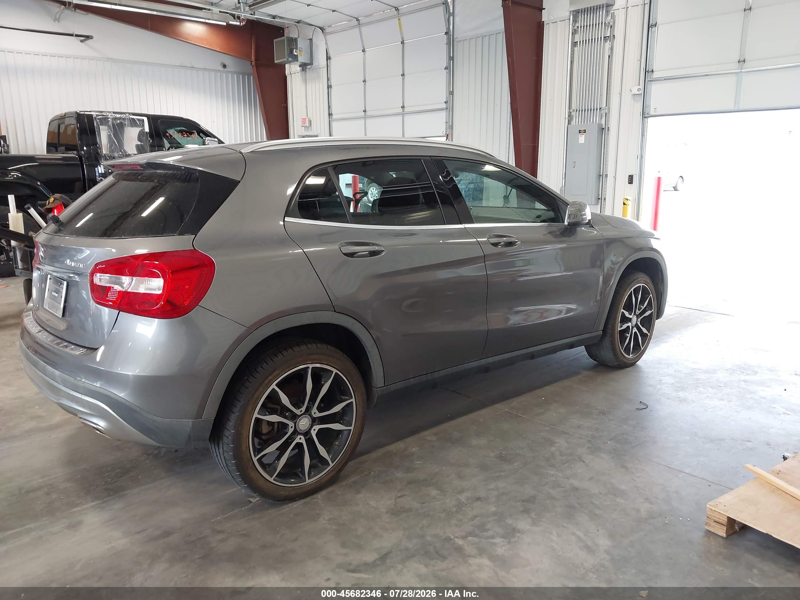 2015 Mercedes-benz Gla 250 4matic Серый vin: WDCTG4GB0FJ148668
