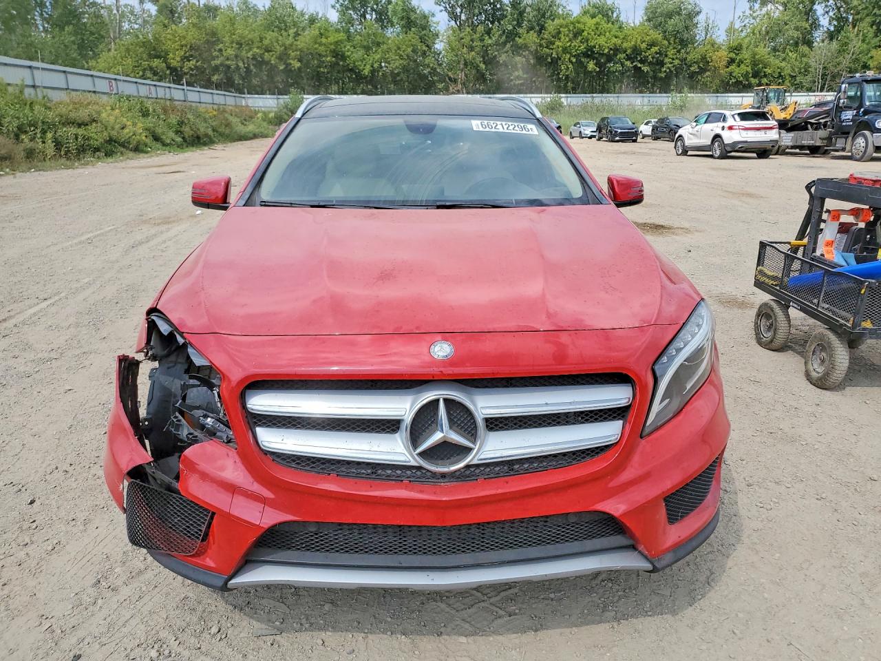 2015 Mercedes-benz Gla 250 4matic Red vin: WDCTG4GB0FJ167365