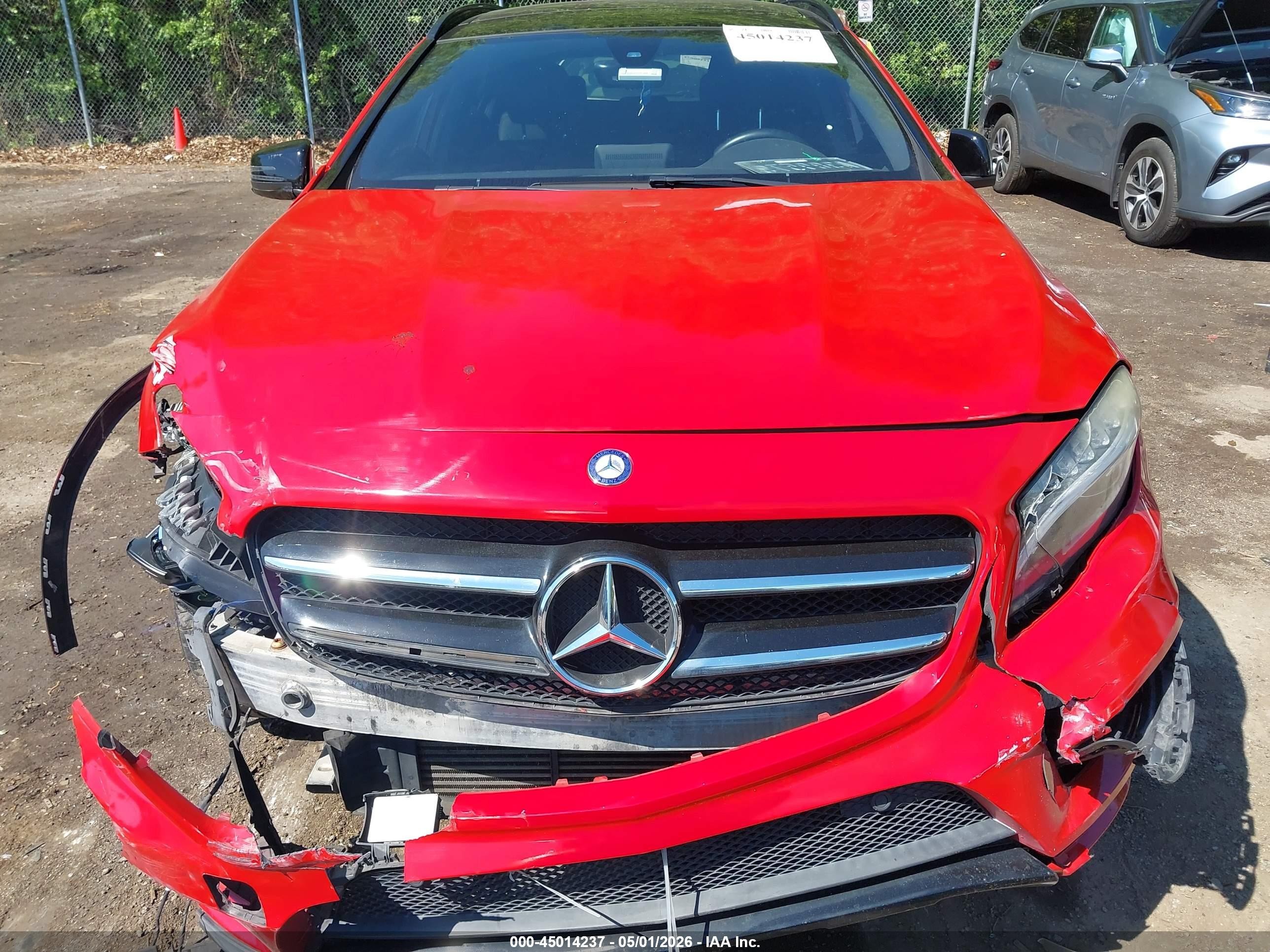 2016 Mercedes-benz Gla 250 4matic Красный vin: WDCTG4GB0GJ216940
