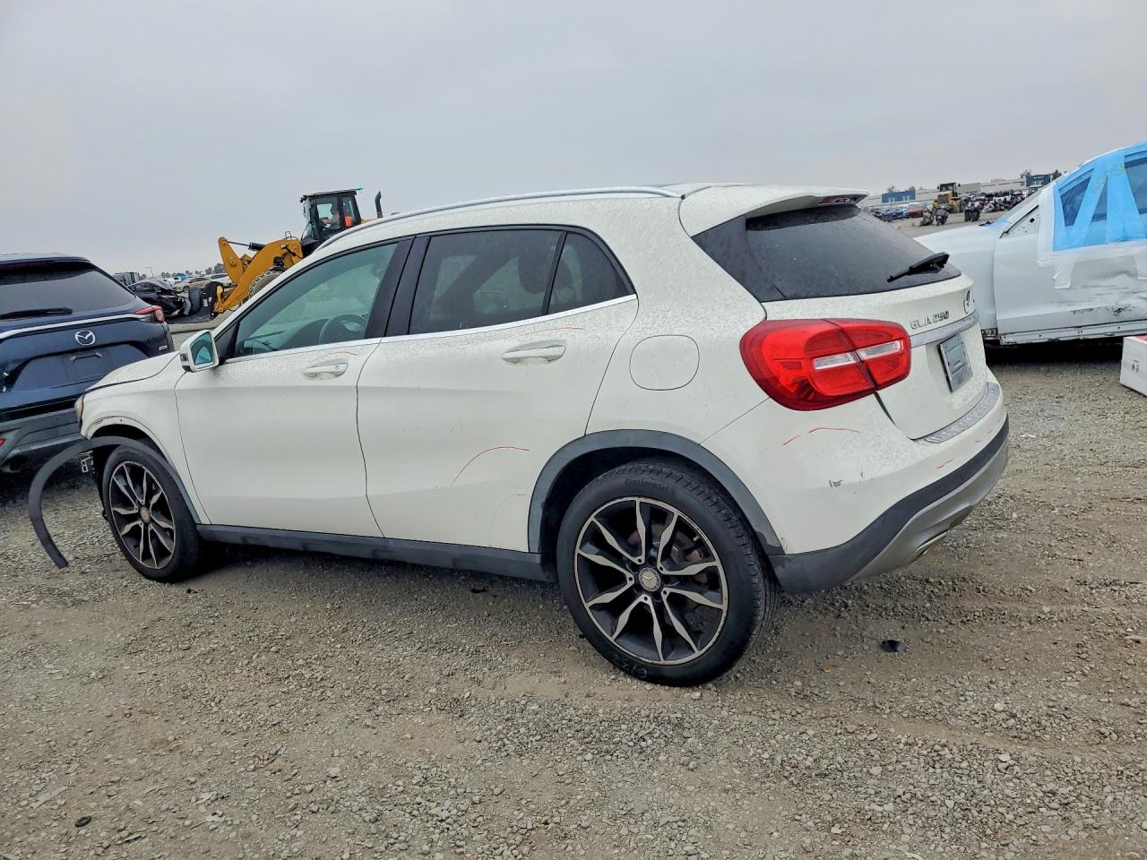 2017 Mercedes-benz Gla 250 4matic White vin: WDCTG4GB0HJ283295