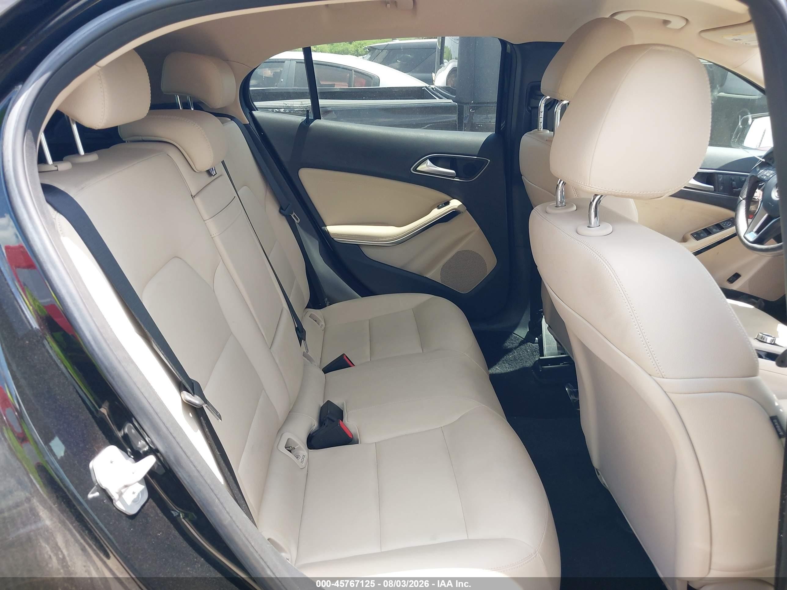 2015 Mercedes-benz Gla 250 4matic Black vin: WDCTG4GB1FJ032640