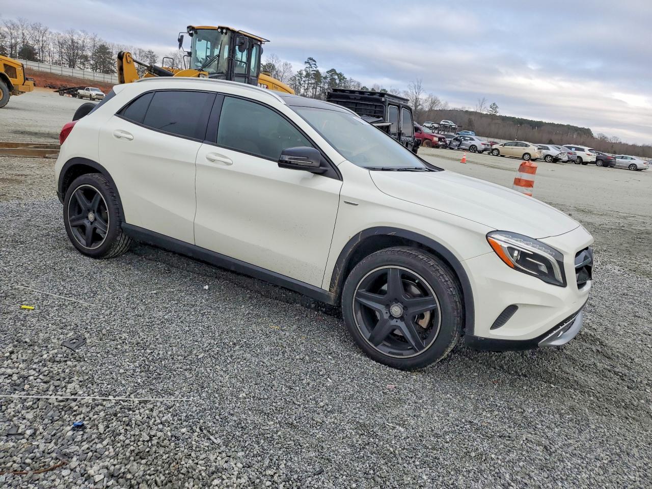 2015 Mercedes-benz Gla 250 4matic White vin: WDCTG4GB1FJ035845