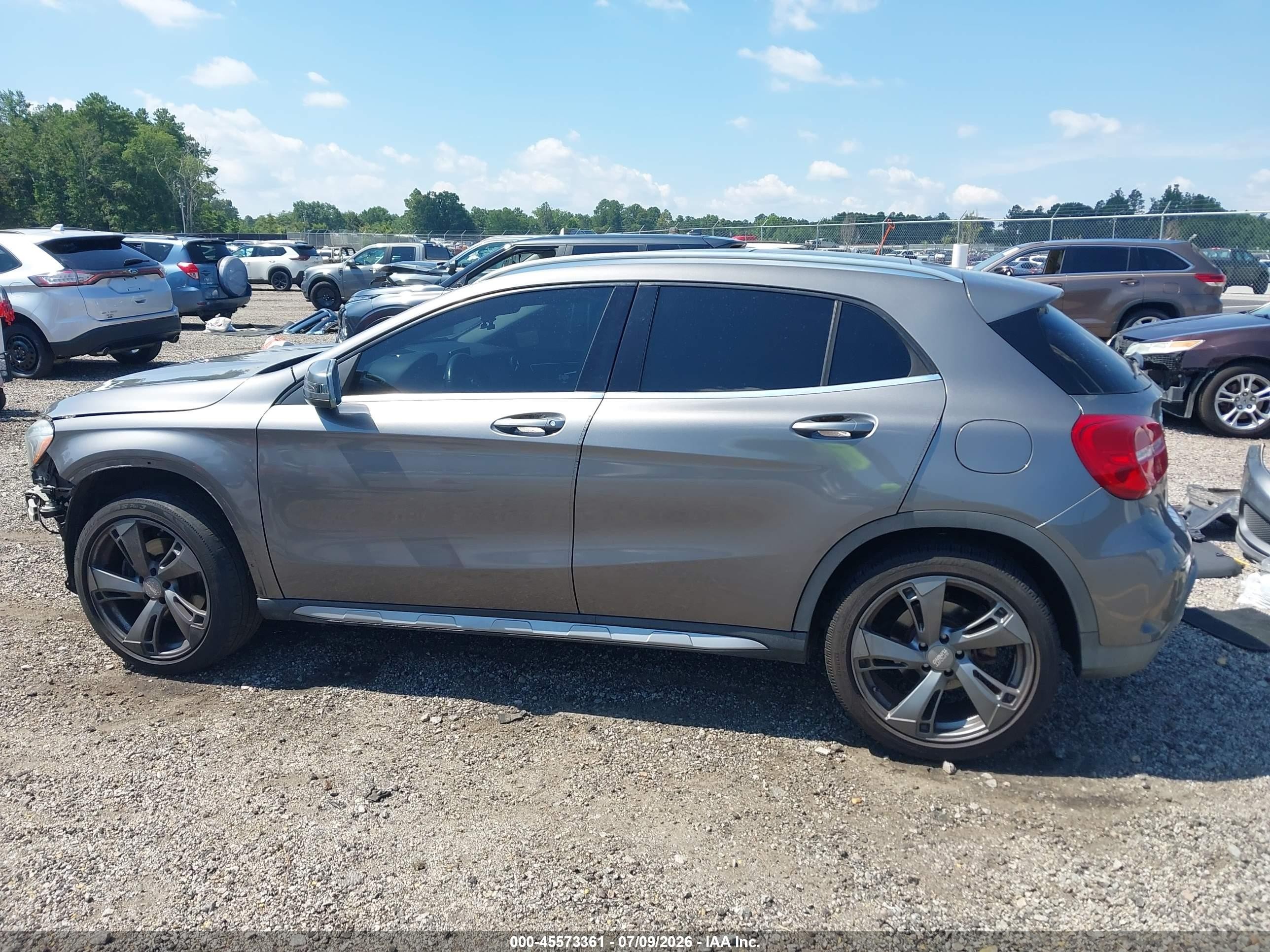 2015 Mercedes-benz Gla 250 4matic Gray vin: WDCTG4GB1FJ063774