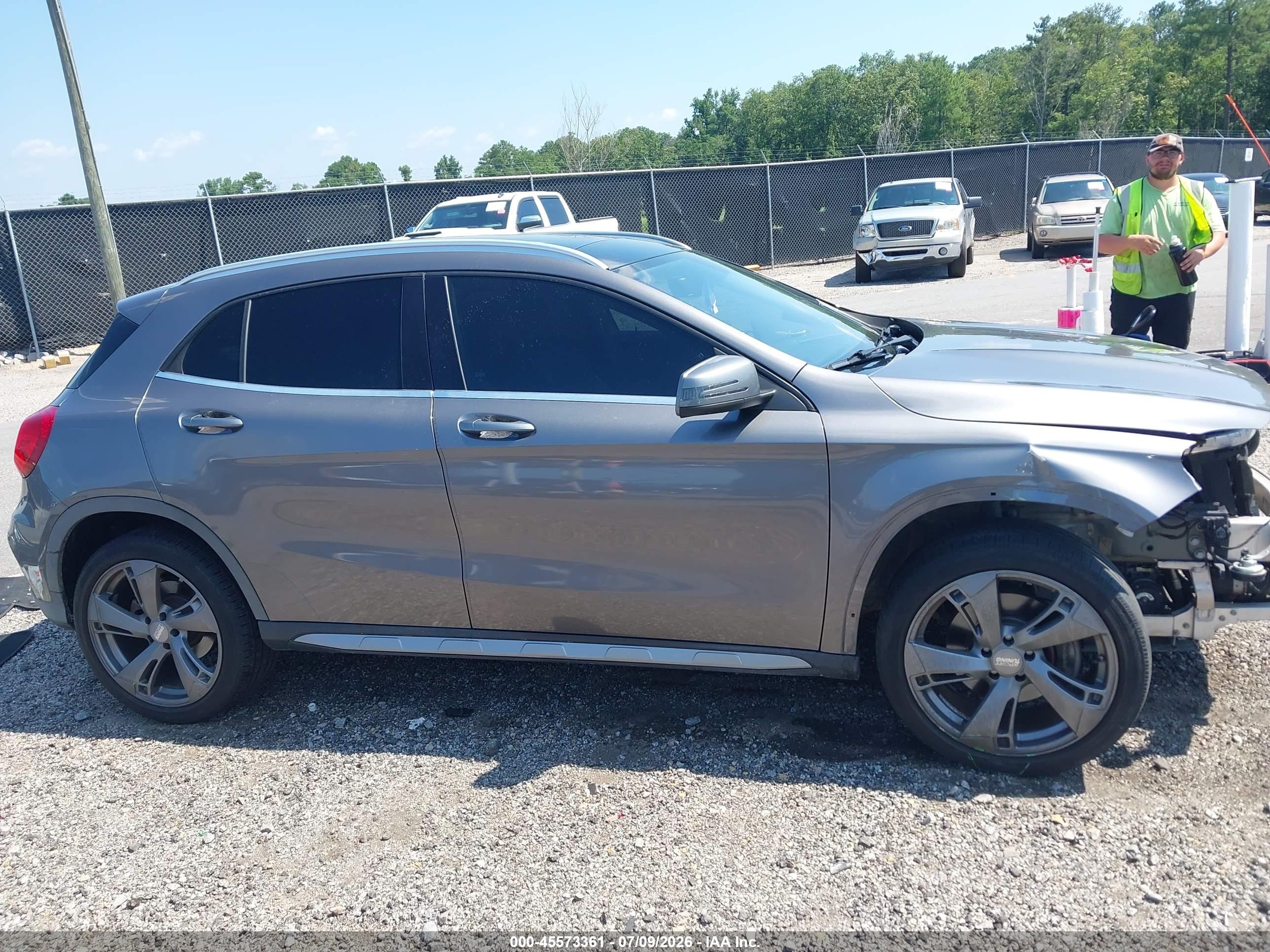 2015 Mercedes-benz Gla 250 4matic Gray vin: WDCTG4GB1FJ063774