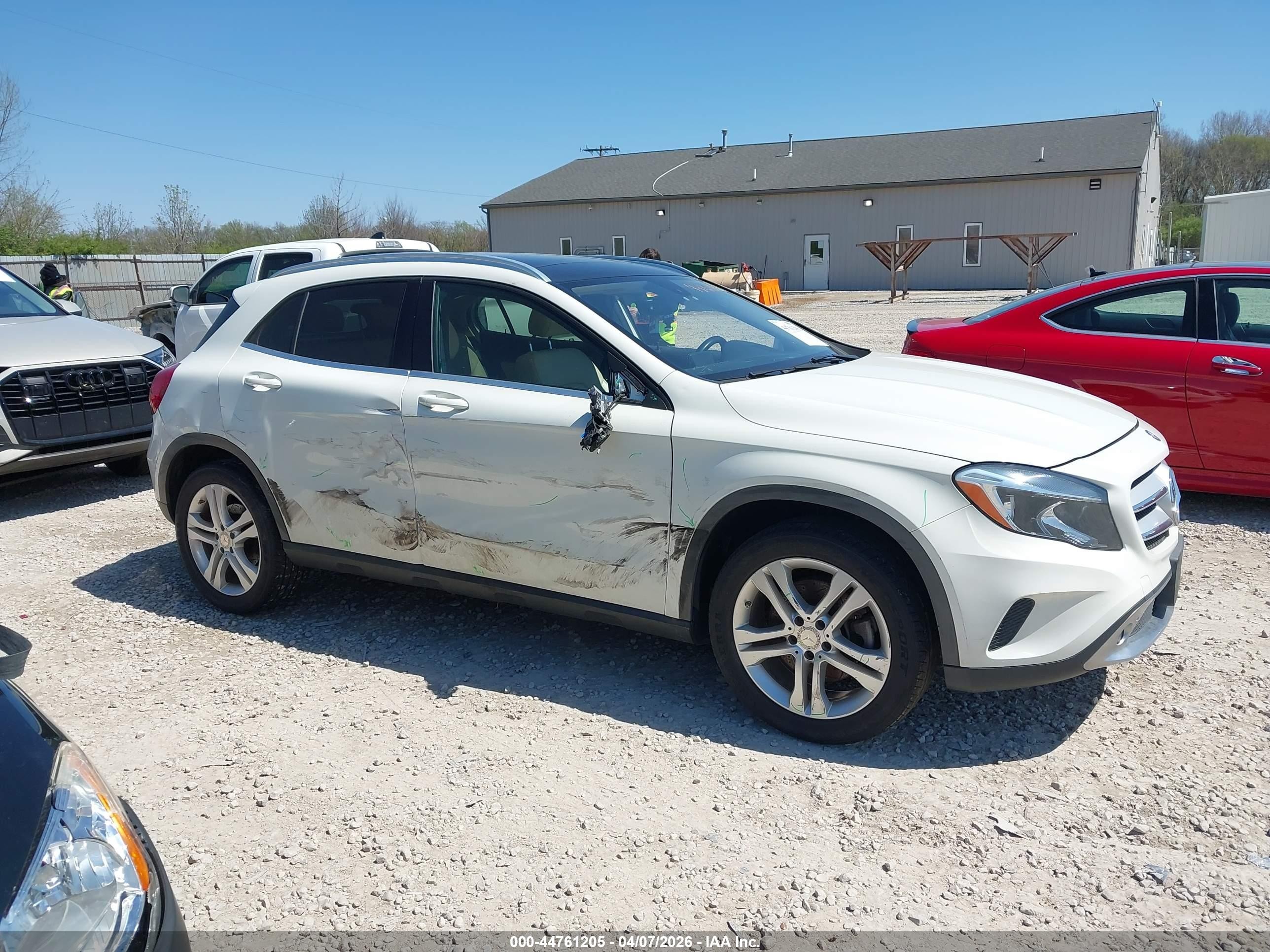 2015 Mercedes-benz Gla 250 4matic White vin: WDCTG4GB1FJ132897