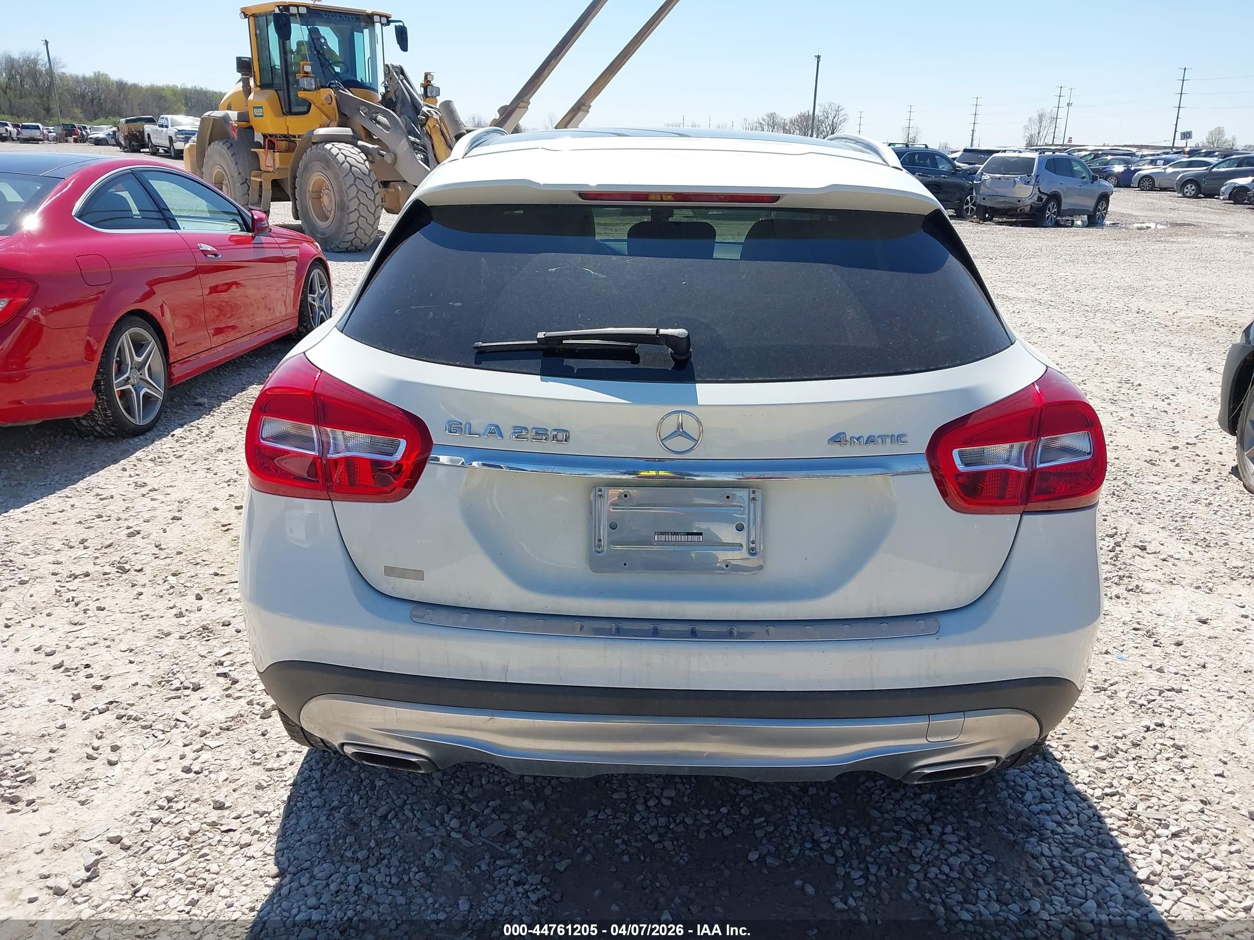 2015 Mercedes-benz Gla 250 4matic White vin: WDCTG4GB1FJ132897