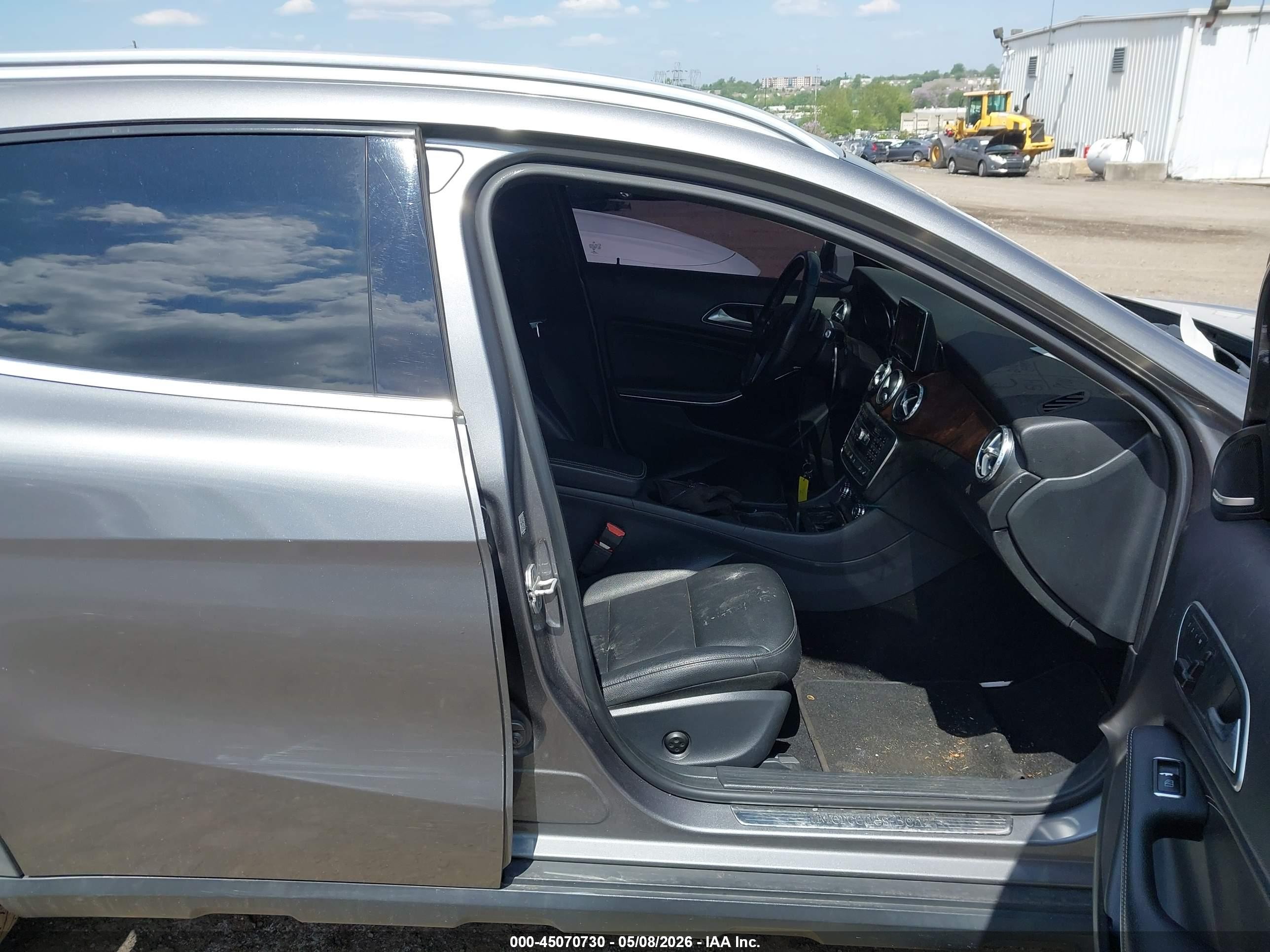2015 Mercedes-benz Gla 250 4matic Gray vin: WDCTG4GB1FJ148498