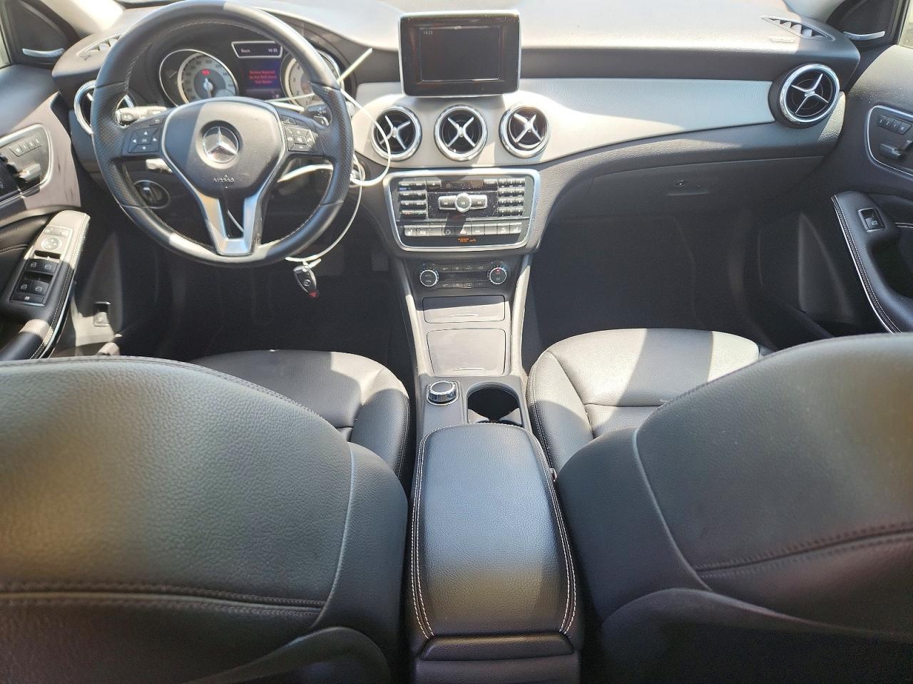 2015 Mercedes-benz Gla 250 4matic White vin: WDCTG4GB2FJ033490