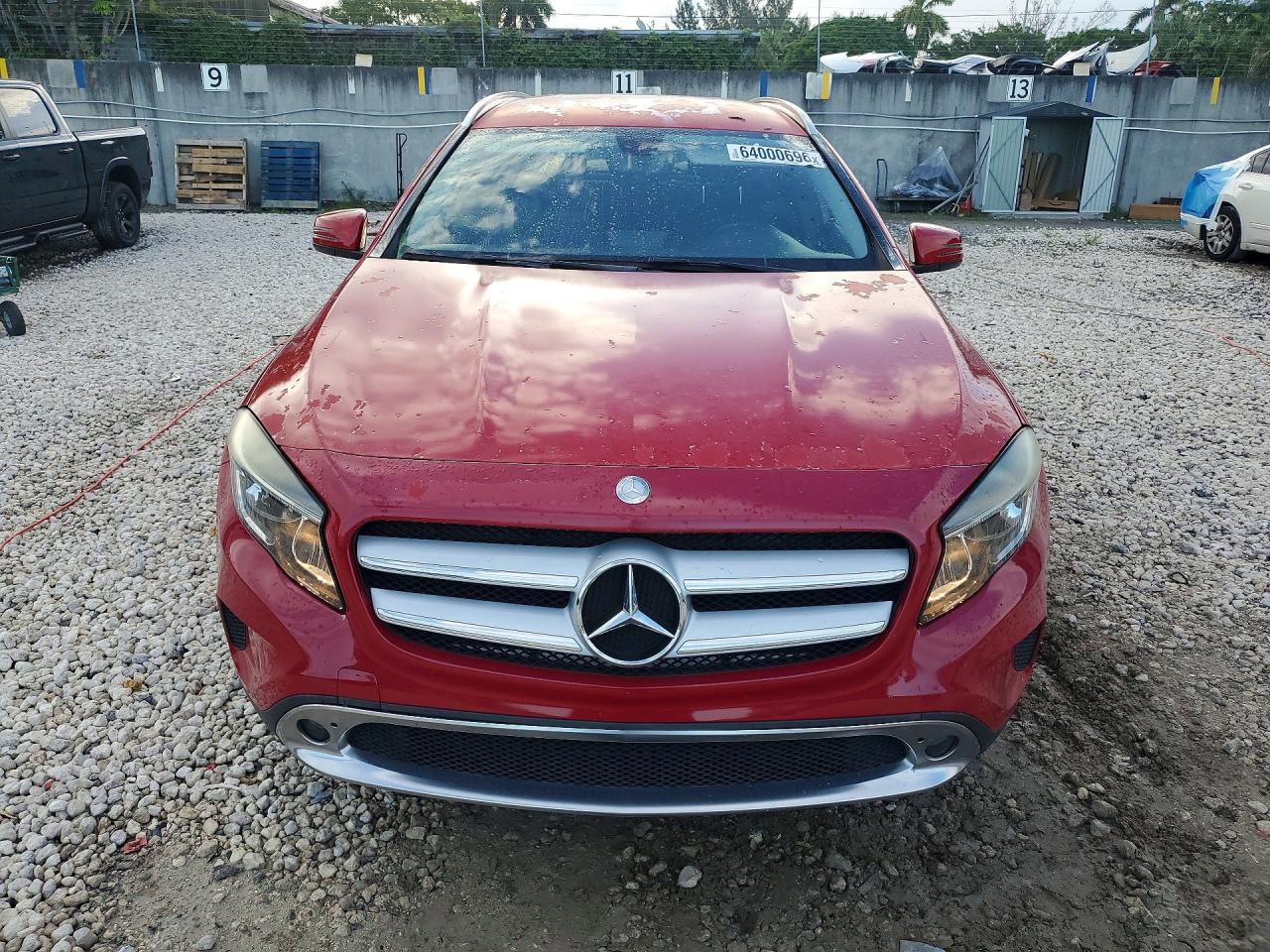 2015 Mercedes-benz Gla 250 4matic Red vin: WDCTG4GB2FJ065873