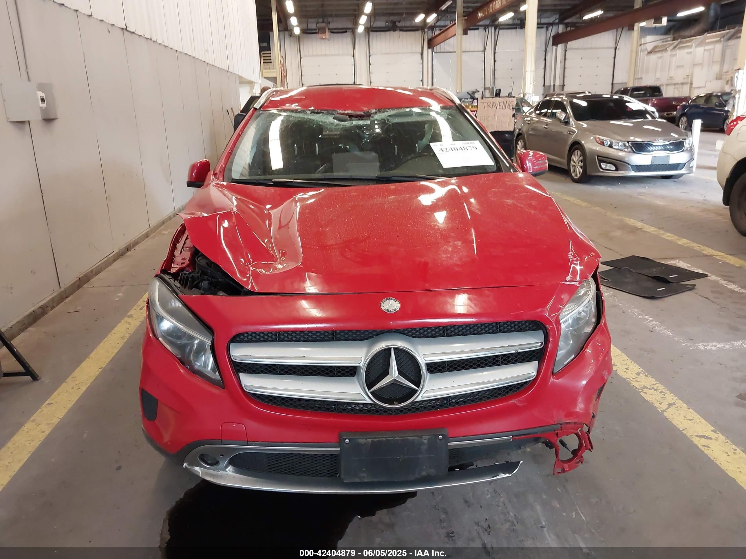 2015 Mercedes-benz Gla 250 4matic Red vin: WDCTG4GB2FJ078624
