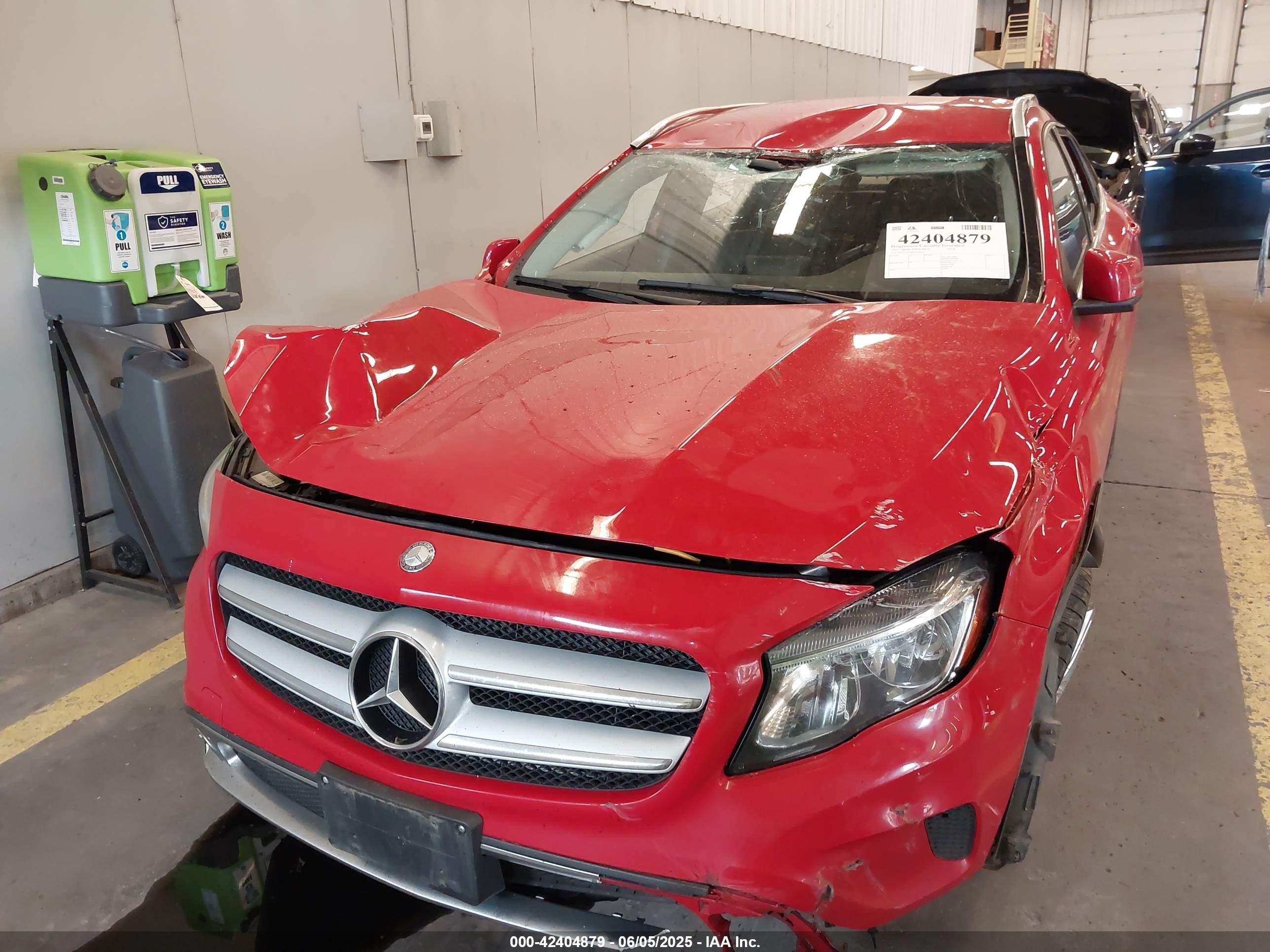 2015 Mercedes-benz Gla 250 4matic Red vin: WDCTG4GB2FJ078624