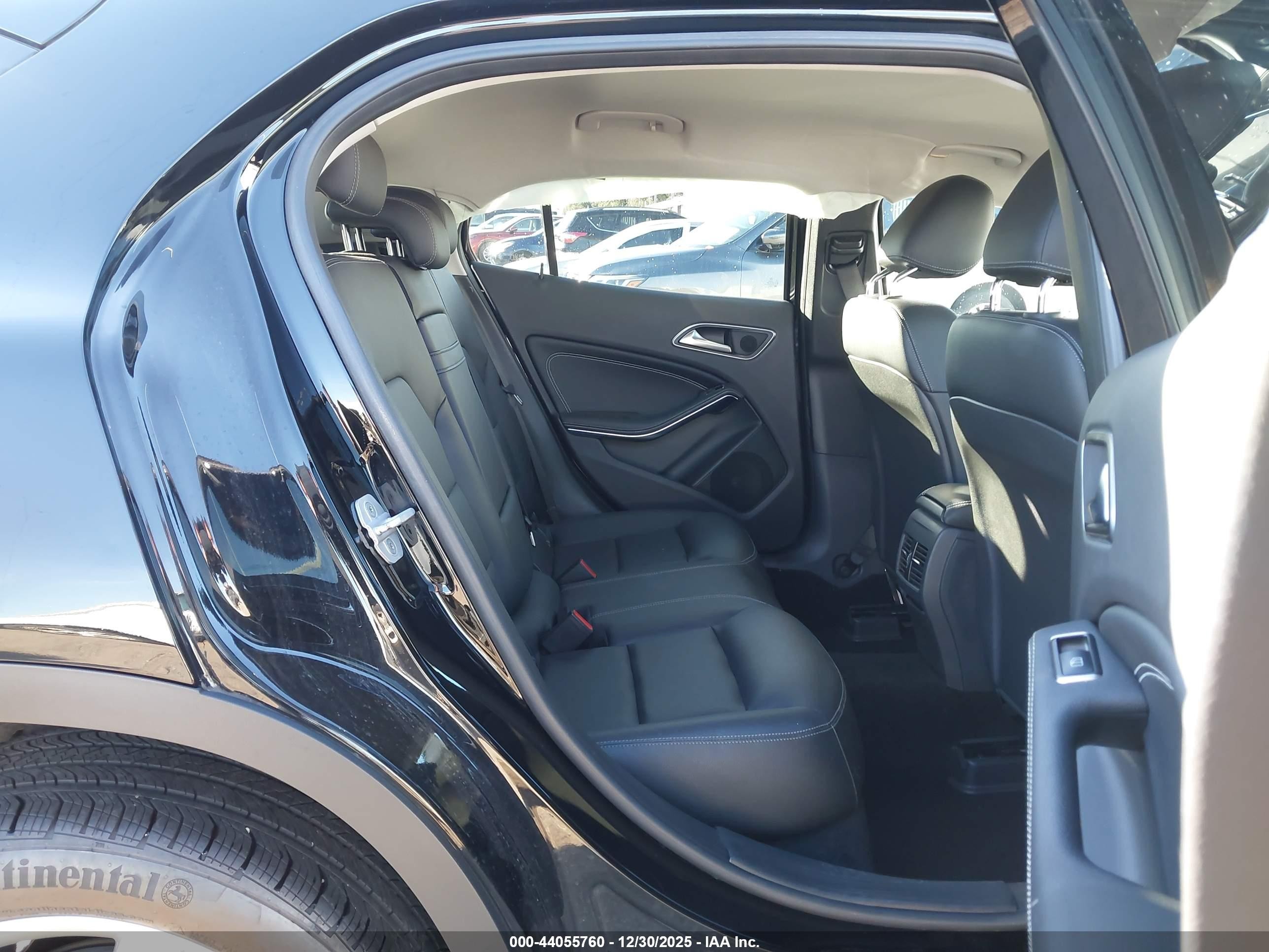 2015 Mercedes-benz Gla 250 4matic Black vin: WDCTG4GB2FJ087064