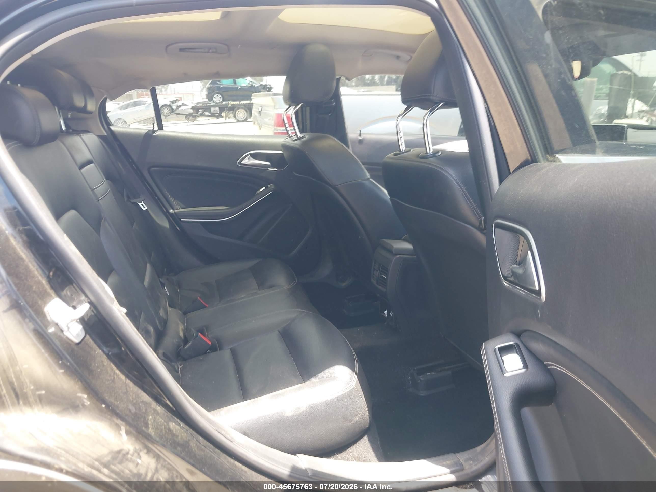 2015 Mercedes-benz Gla 250 4matic Black vin: WDCTG4GB2FJ103778